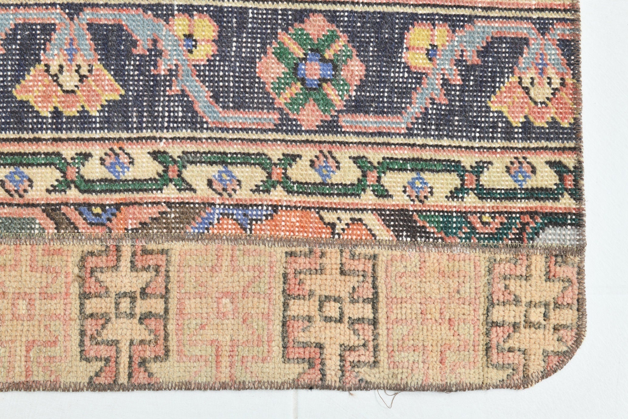 Turkish Vintage Runner Rug 2’2’ x 7’10’