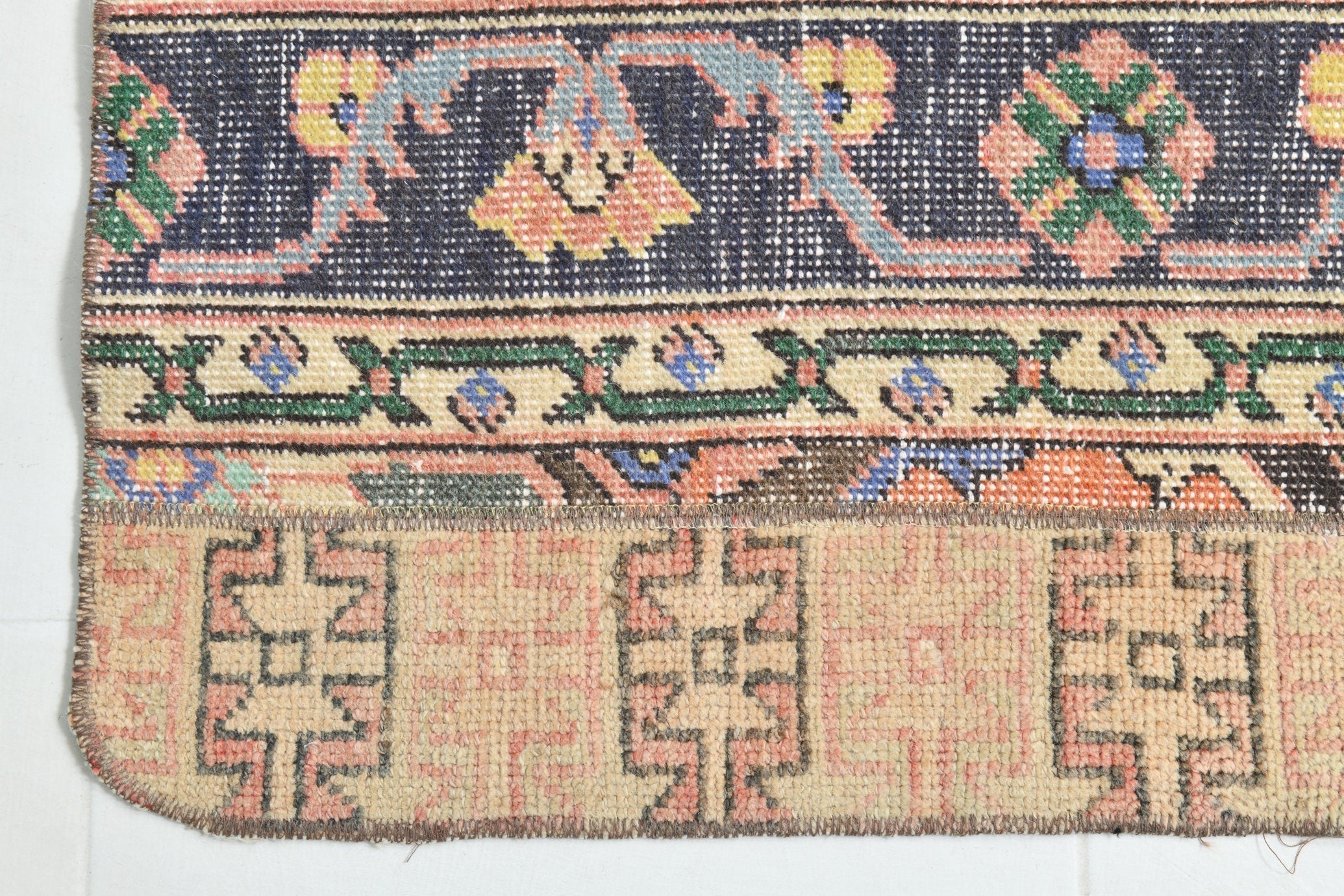 Turkish Vintage Runner Rug 2’2’ x 7’10’