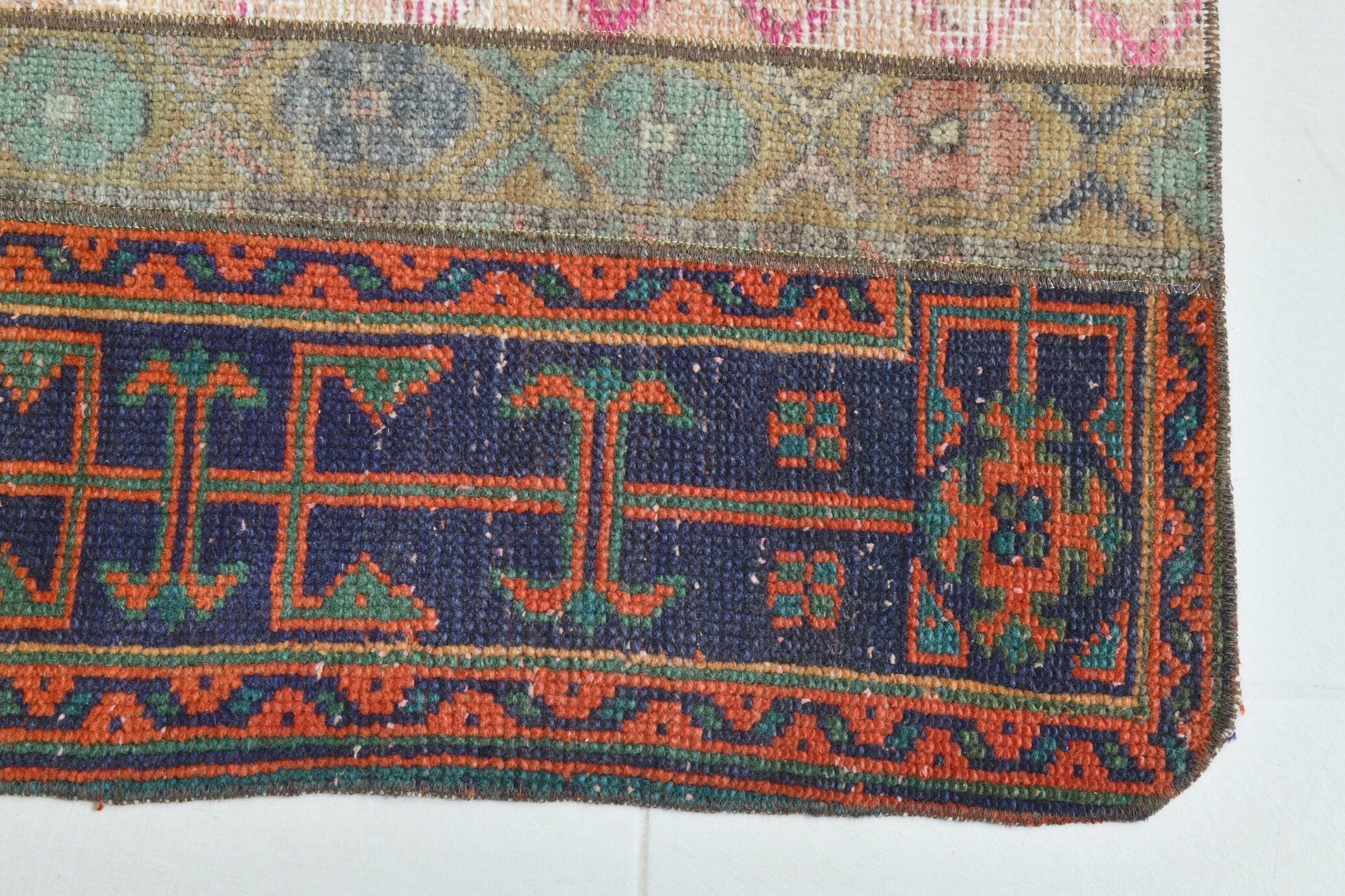 Turkish Vintage Runner Rug 2’2’ x 7’8’