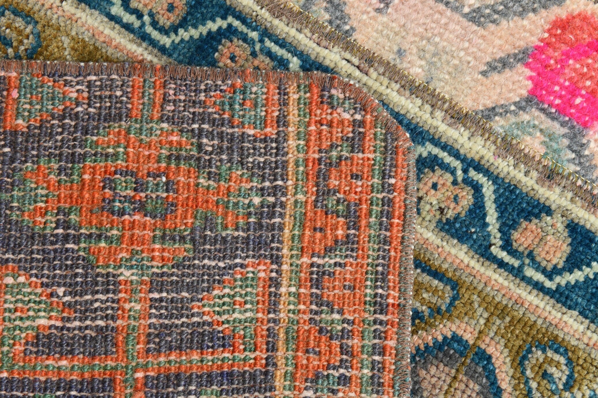 Turkish Vintage Runner Rug 2’2’ x 7’8’