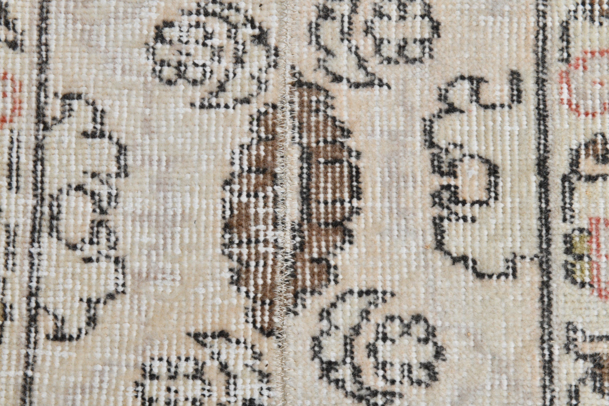 Turkish Vintage Runner Rug 2’4’ x 4’4’
