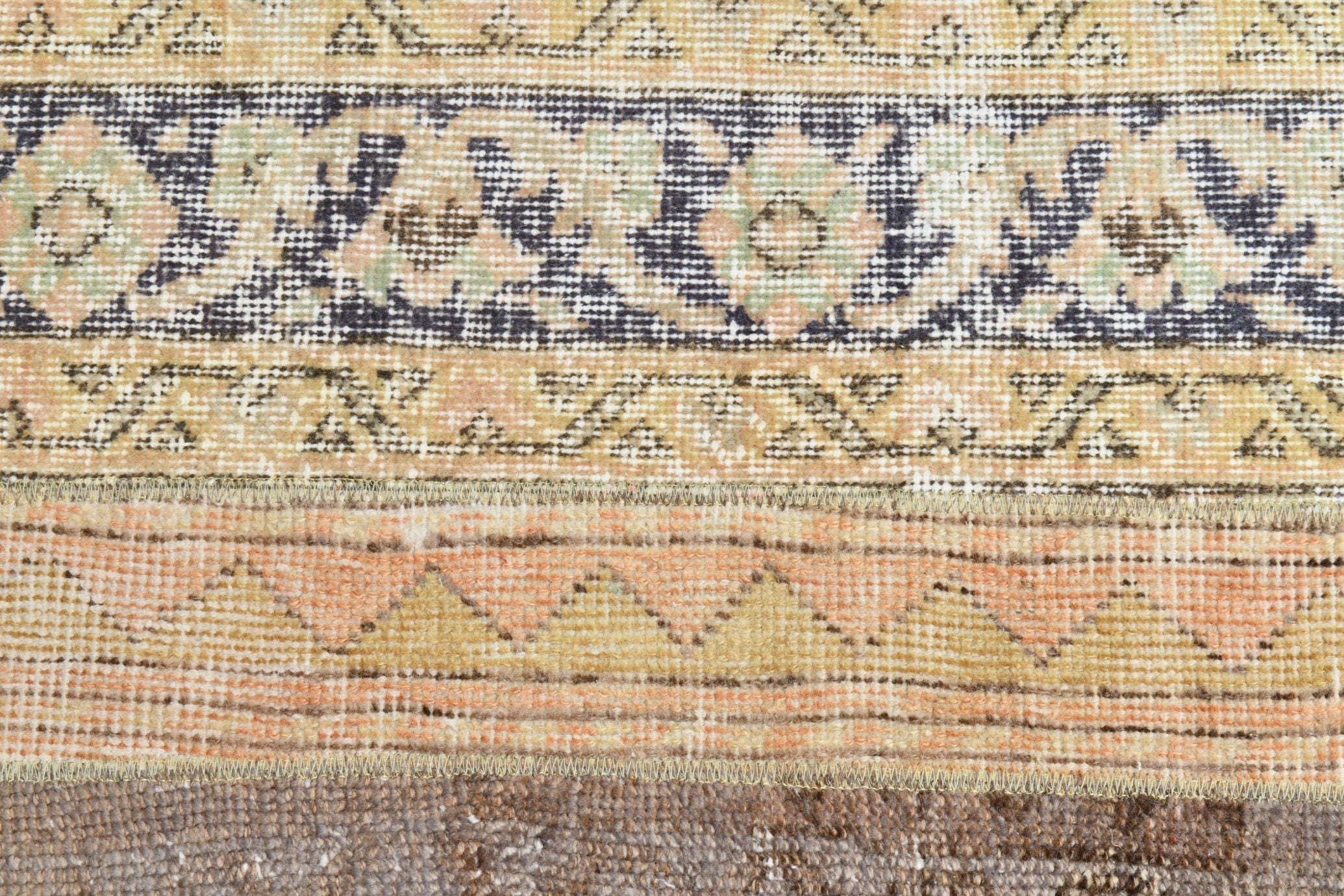 Turkish Vintage Runner Rug 2’4’ x 7’9’
