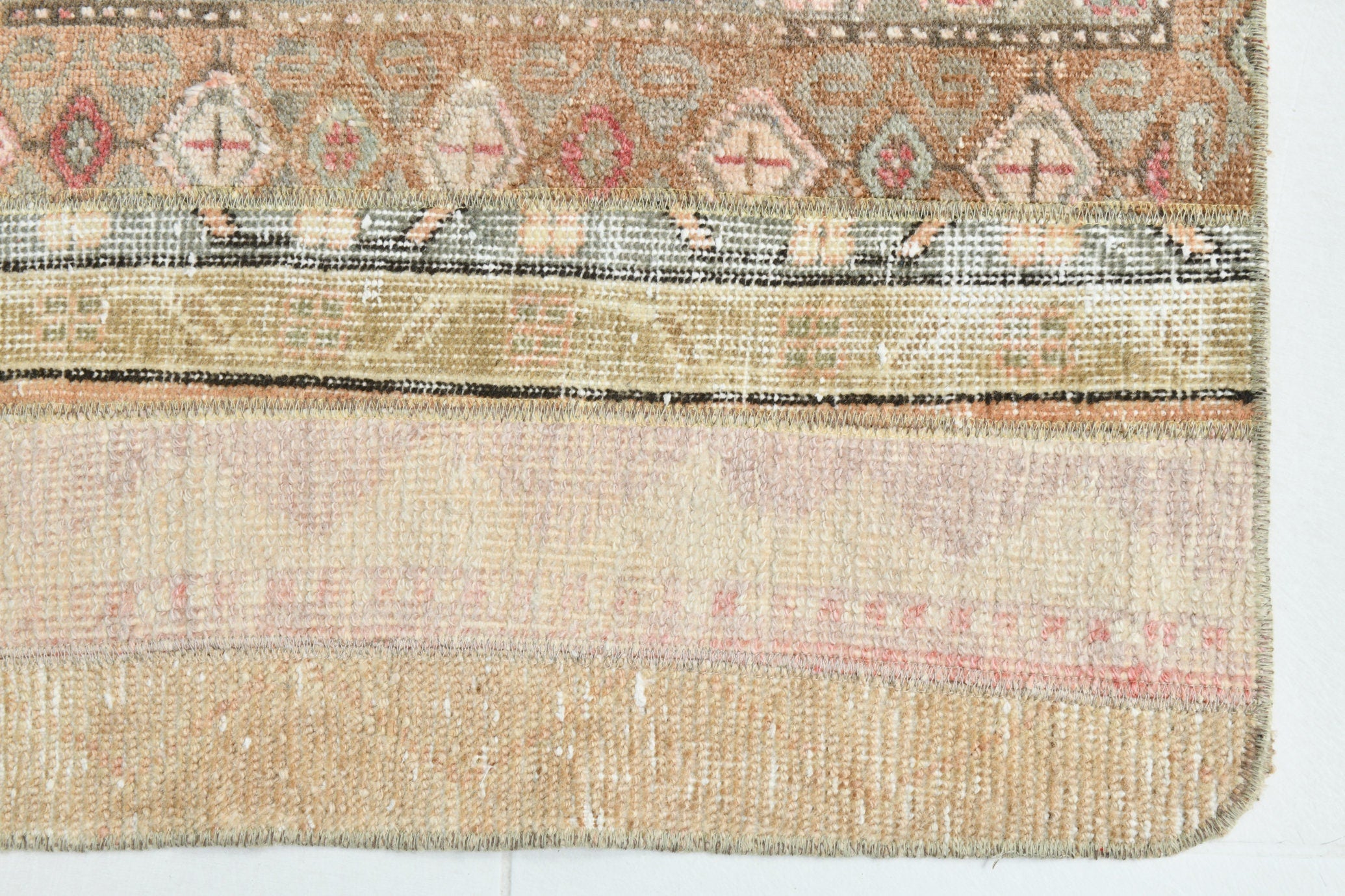 Turkish Vintage Runner Rug 2’4’ x 7’9’