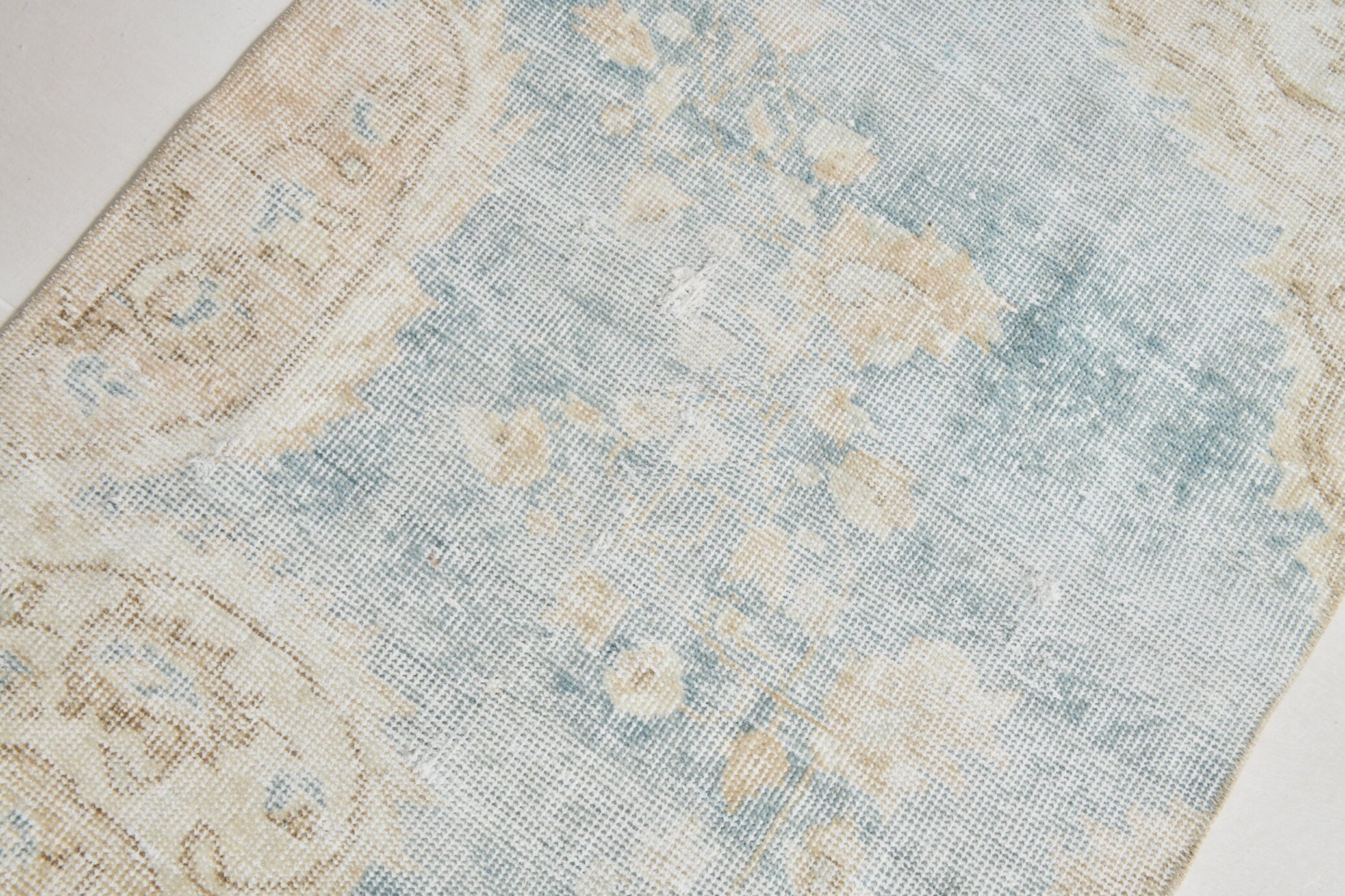 Turkish Vintage Runner Rug 2’5’ x 7’2’