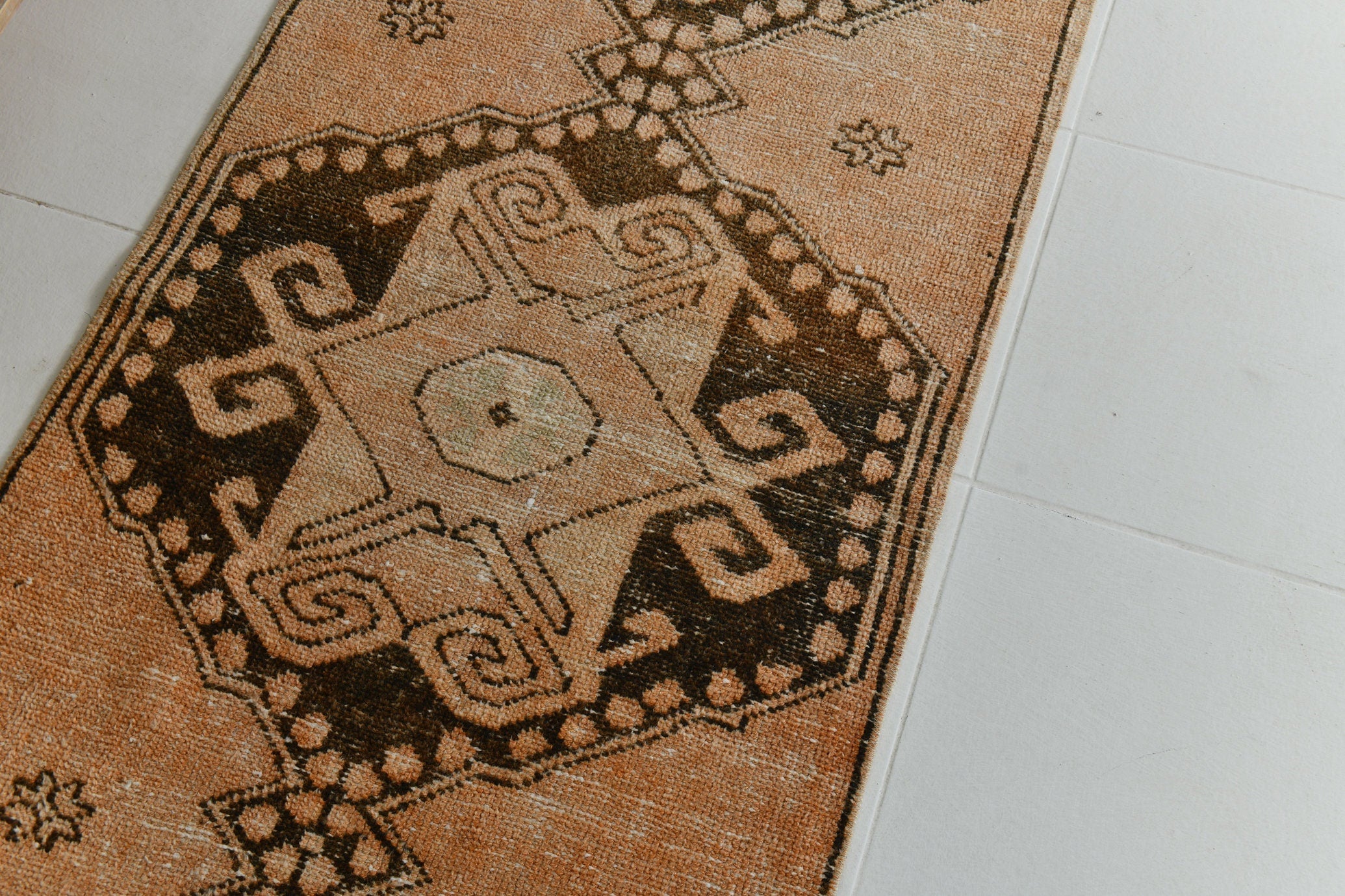 Turkish Vintage Runner Rug 2’7’’ x 10’4’’