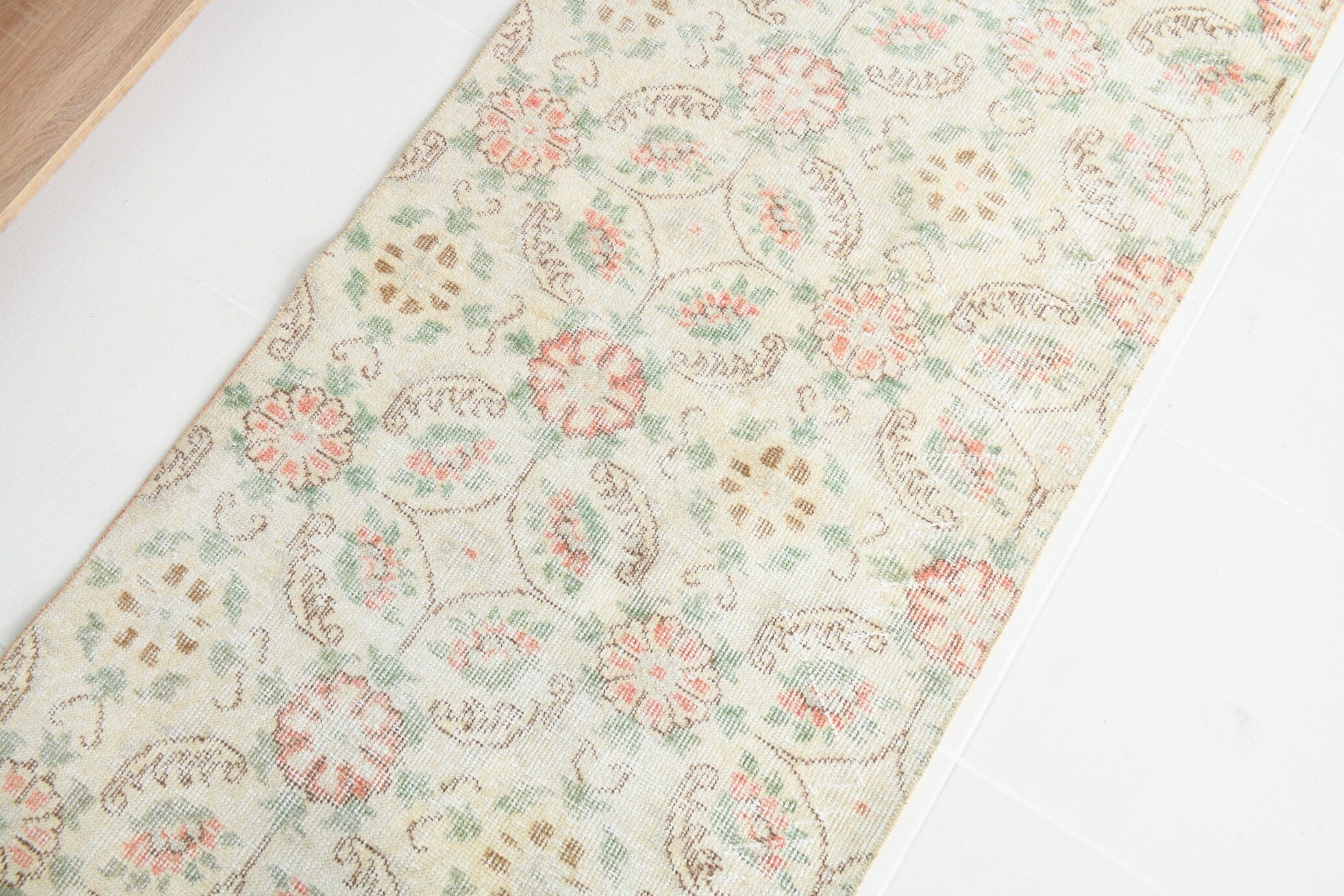 Turkish Vintage Runner Rug 2’7’ x 9’1’
