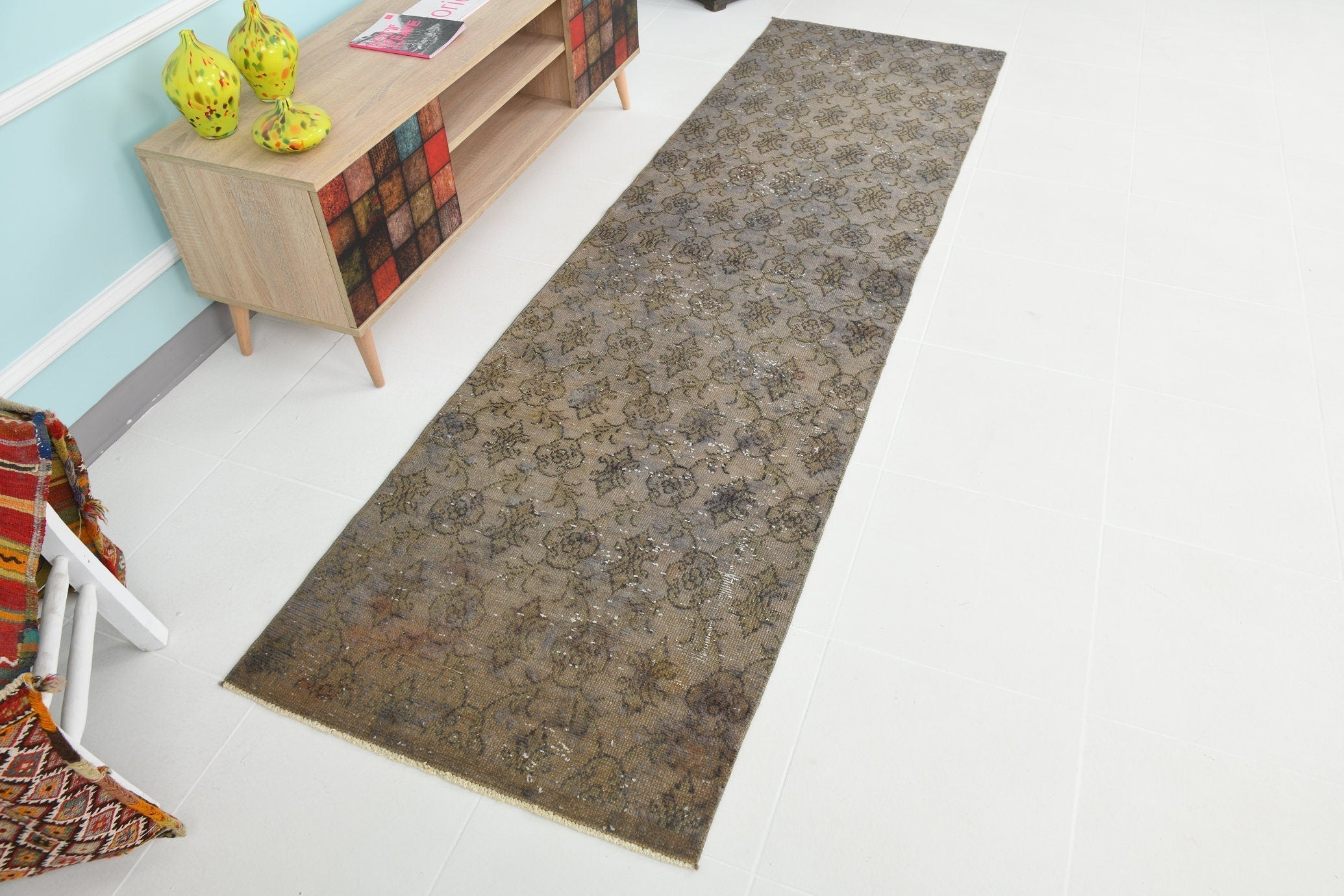Turkish Vintage Runner Rug 2’7’ x 9’4’