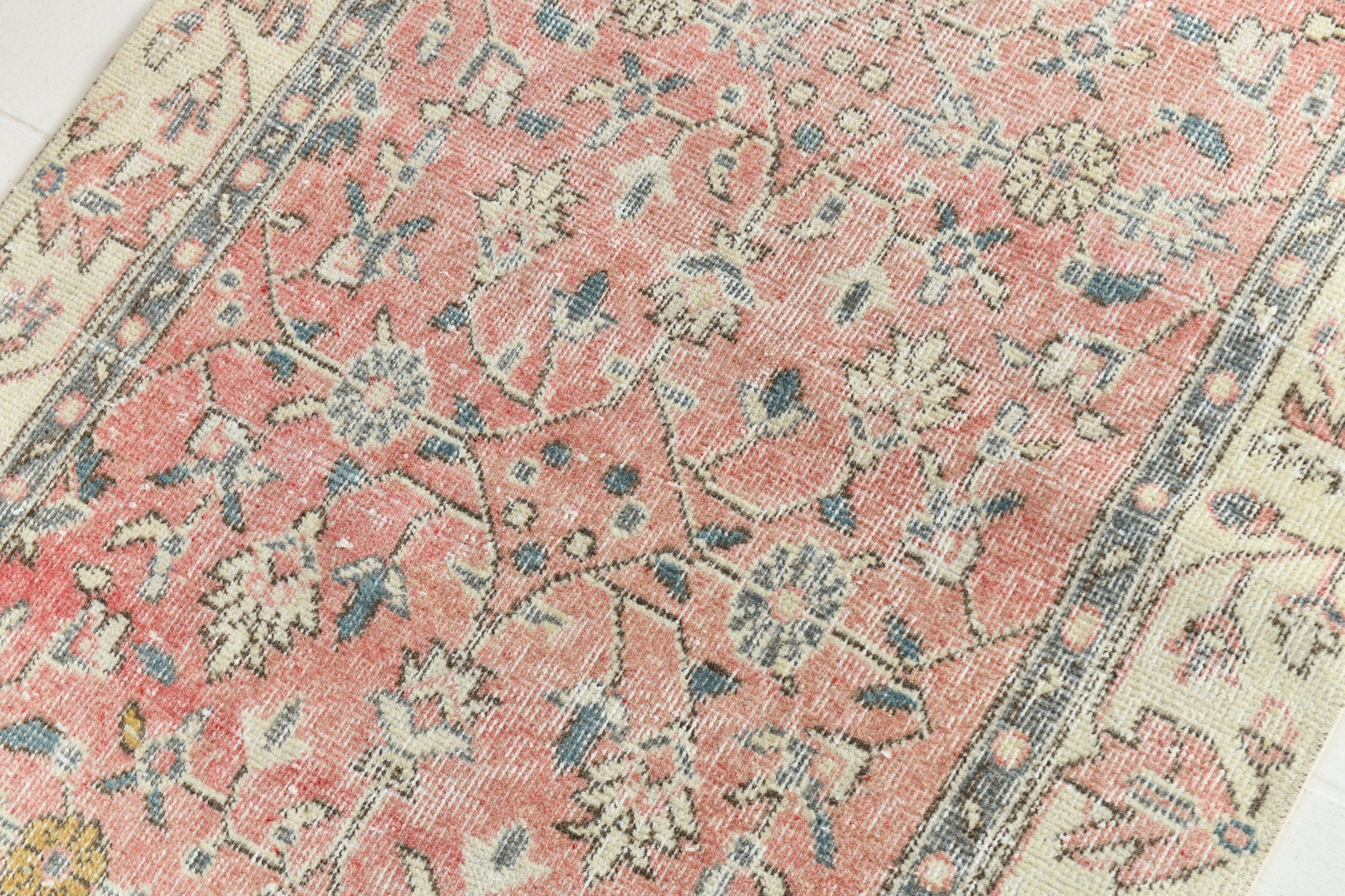 Turkish Vintage Runner Rug 2’7’’ x 9’5’’