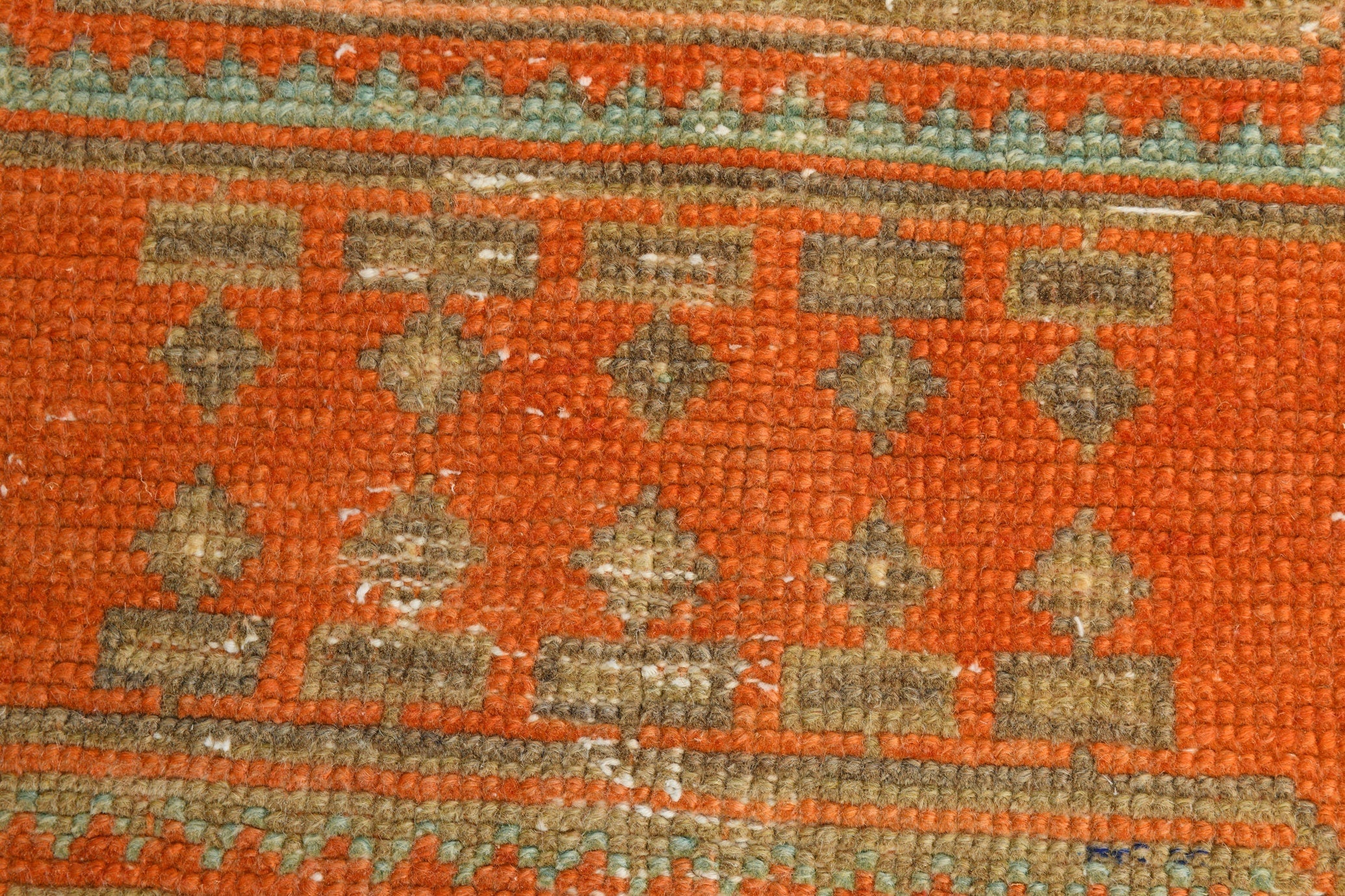 Turkish Vintage Runner Rug 2’9’ x 10’5’