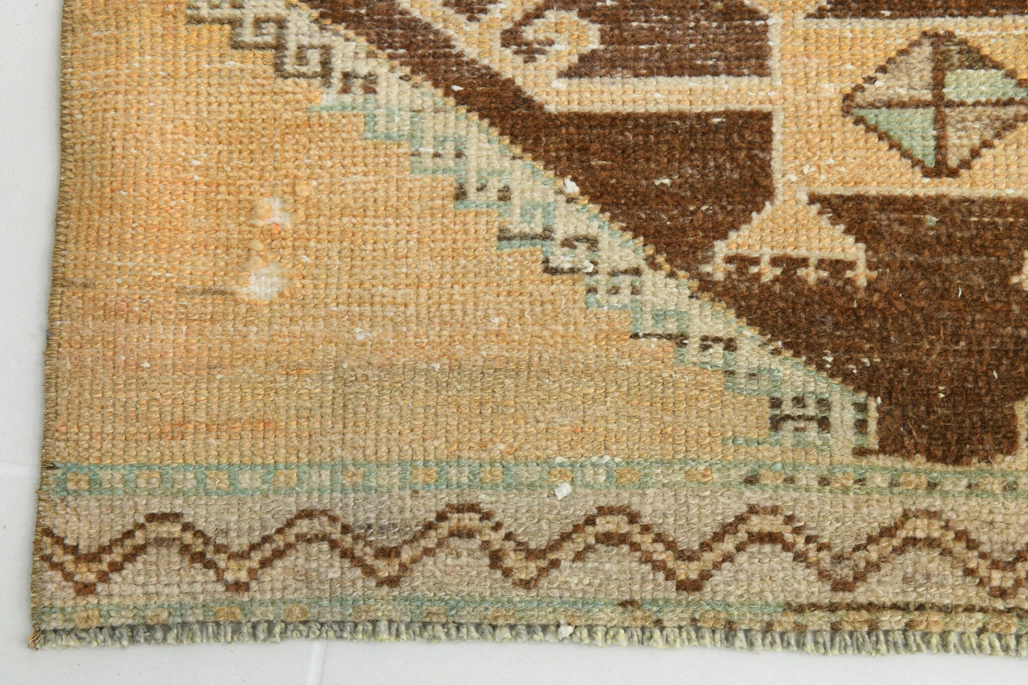 Turkish Vintage Runner Rug 2’9’ x 11’11’