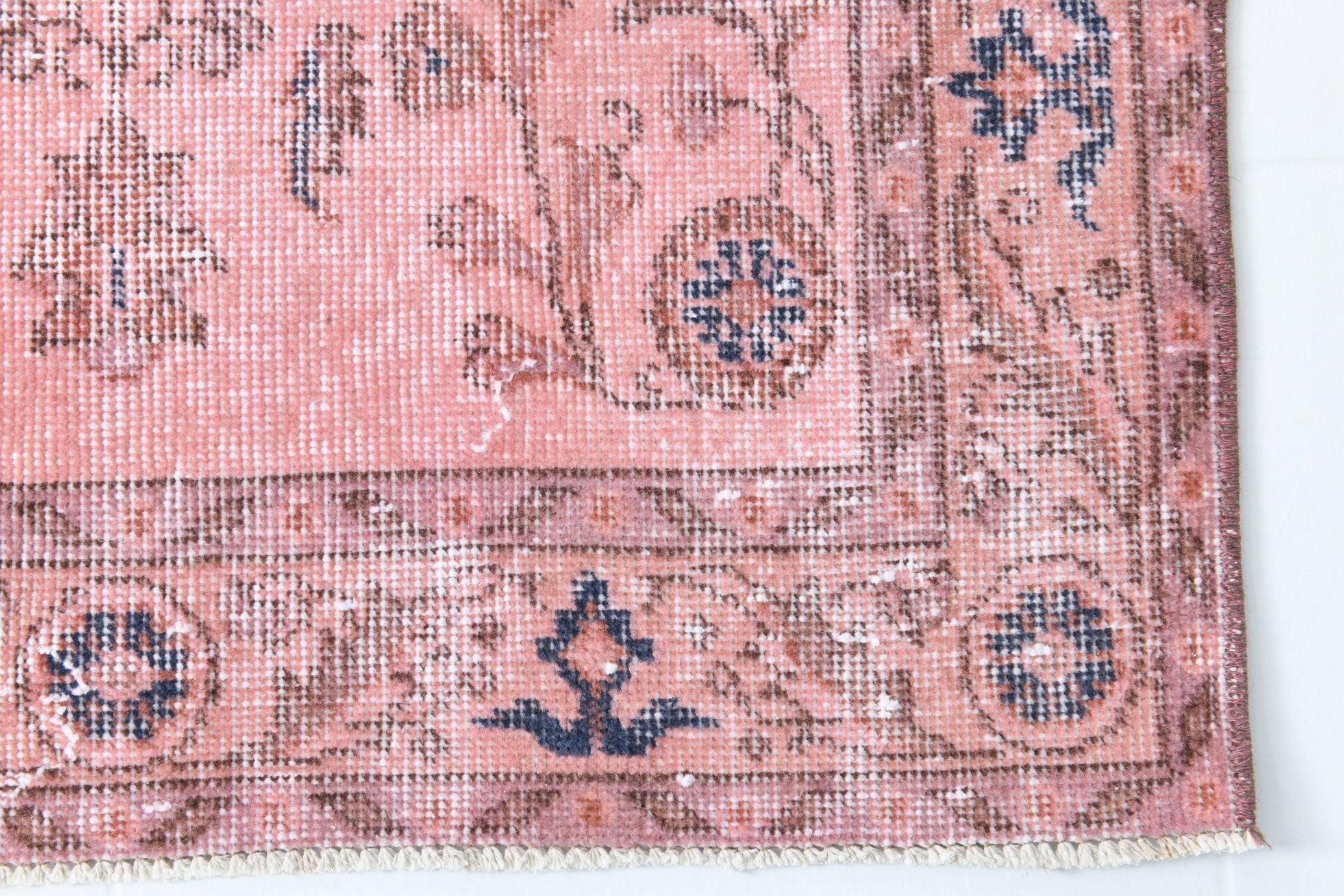 Turkish Vintage Runner Rug 5’12’ x 2’11’