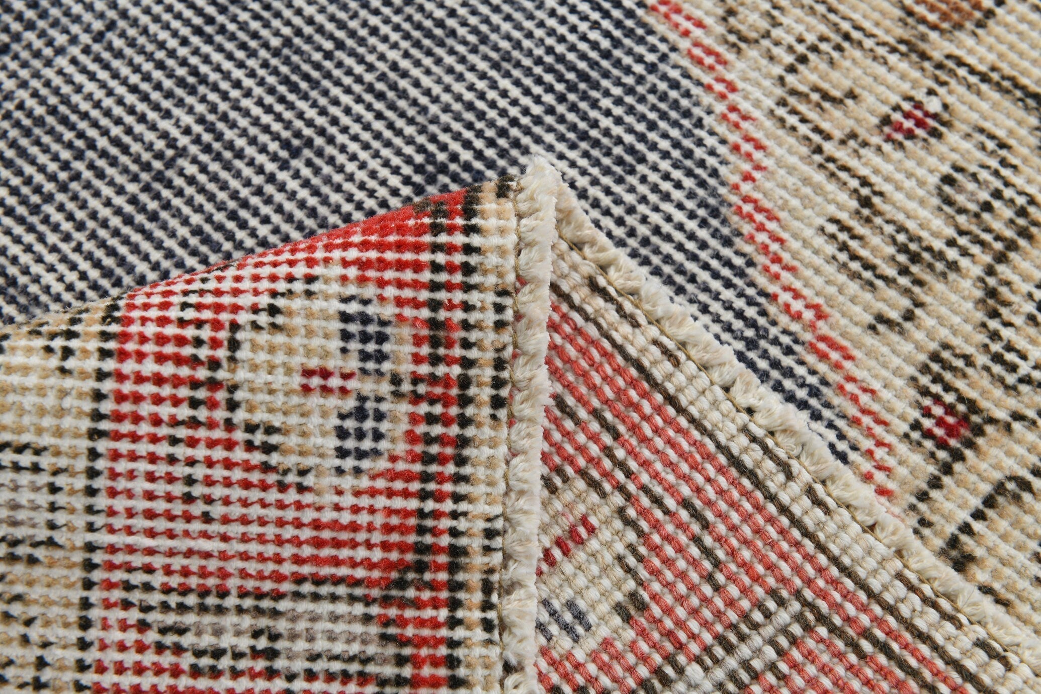 Turkish Vintage Runner Rug 5’9’ x 2’11’