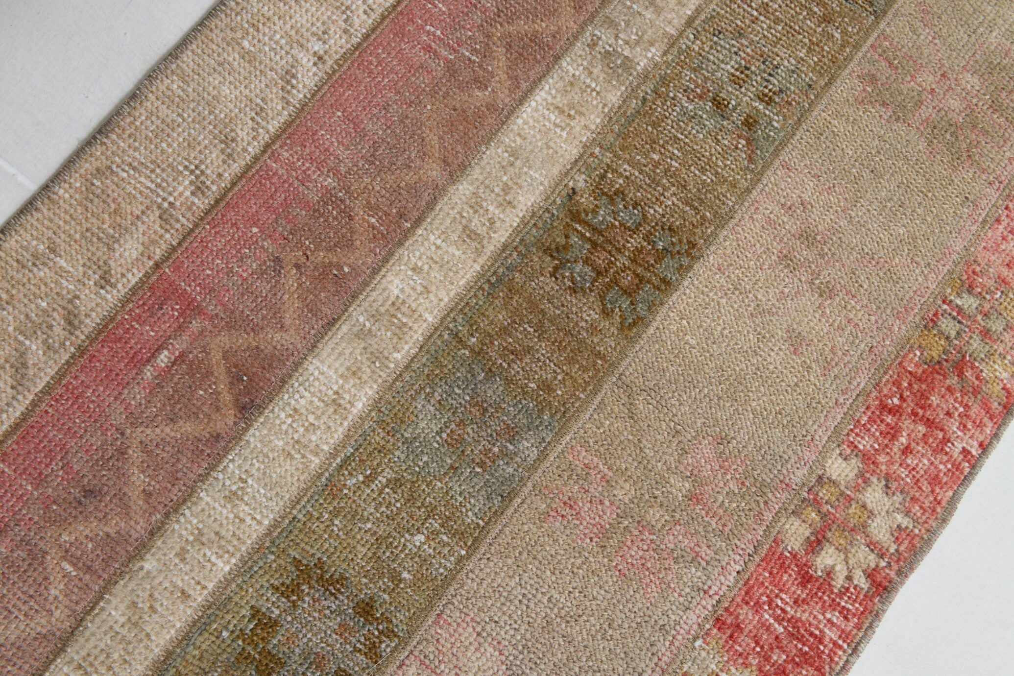 Turkish Vintage Runner Rug 6’10’ x 2’2’