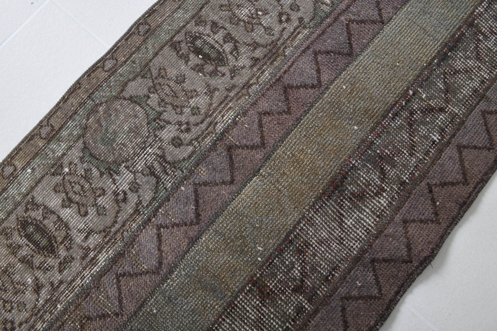 Turkish Vintage Runner Rug 8’0’ x 2’2’