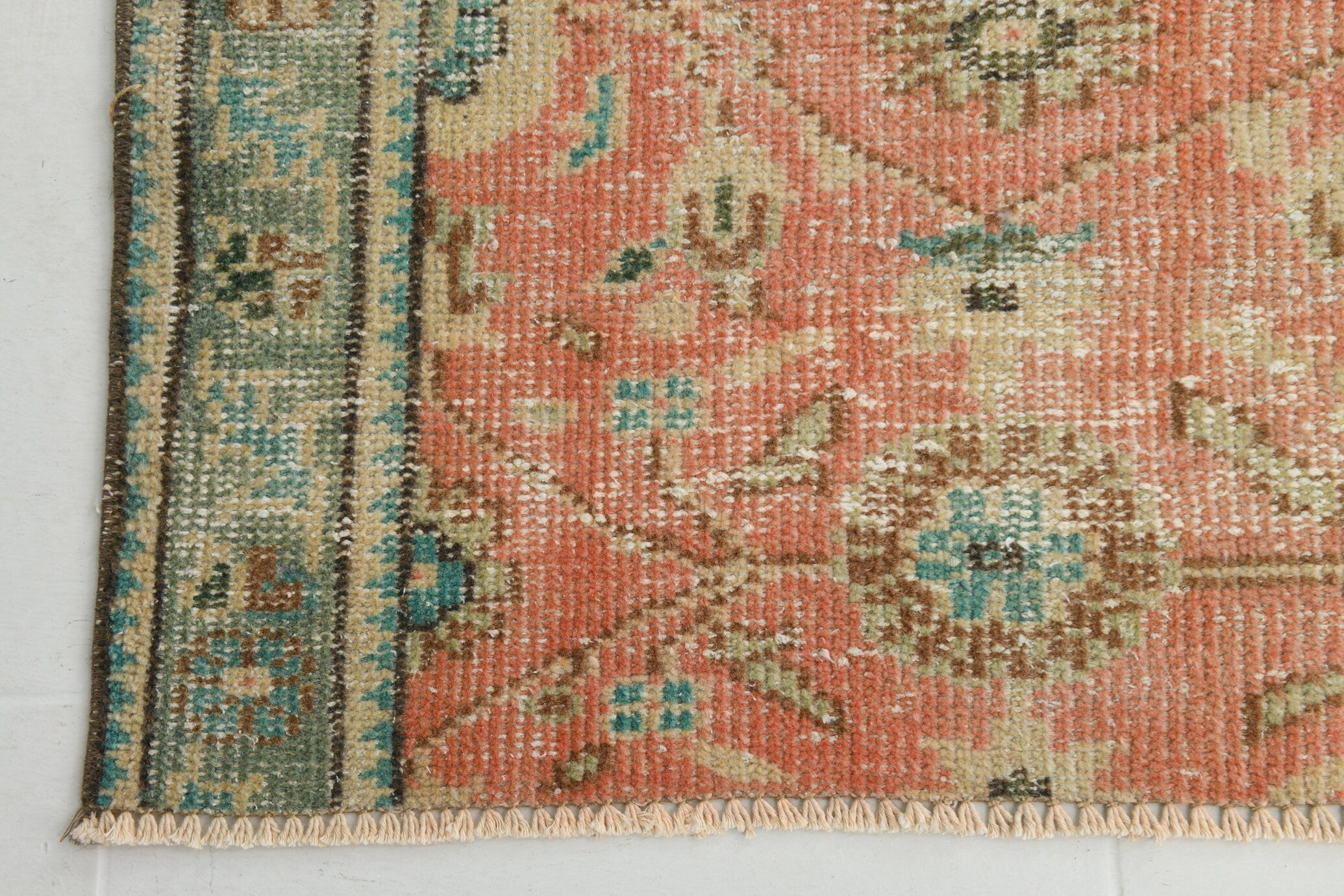 Turkish Vintage Runner Rug 9’2’ x 2’9’