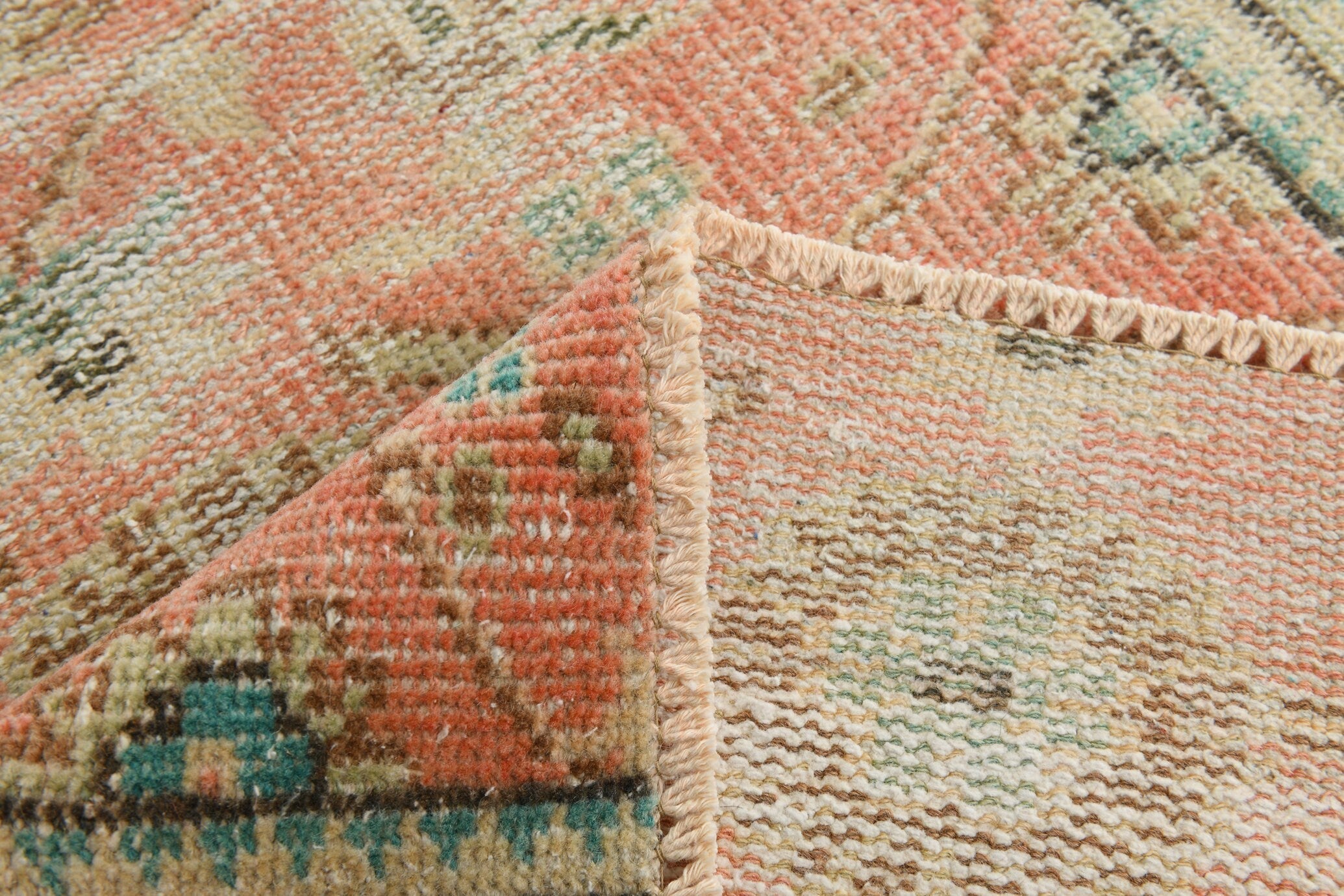 Turkish Vintage Runner Rug 9’2’ x 2’9’