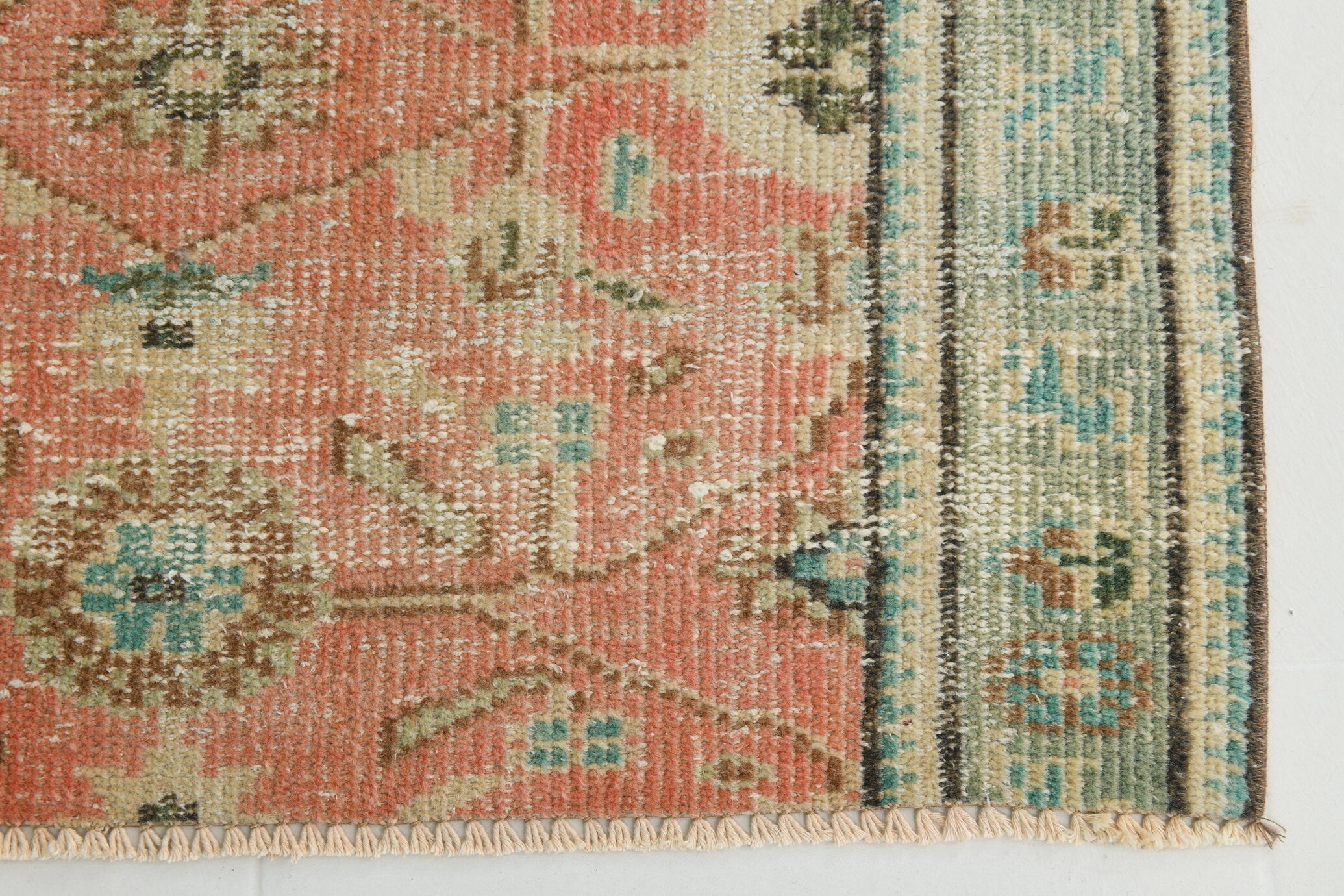 Turkish Vintage Runner Rug 9’2’ x 2’9’
