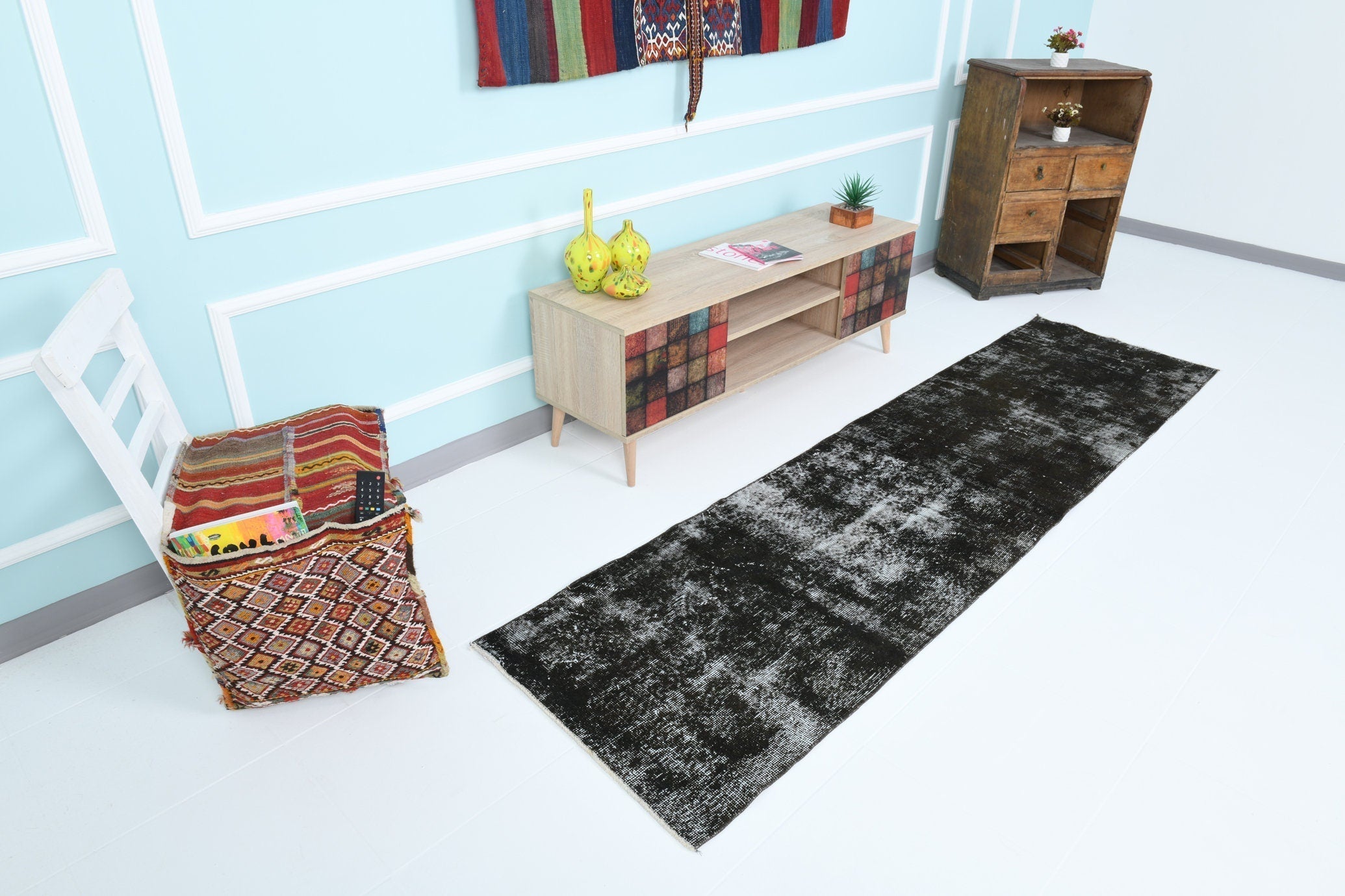 Turkish Vintage Runner Rug 9’4’ x 2’5’