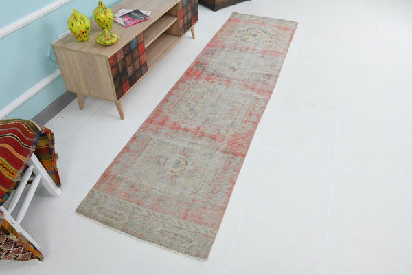 Turkish Vintage Runner Rug 9’5’ x 2’5’