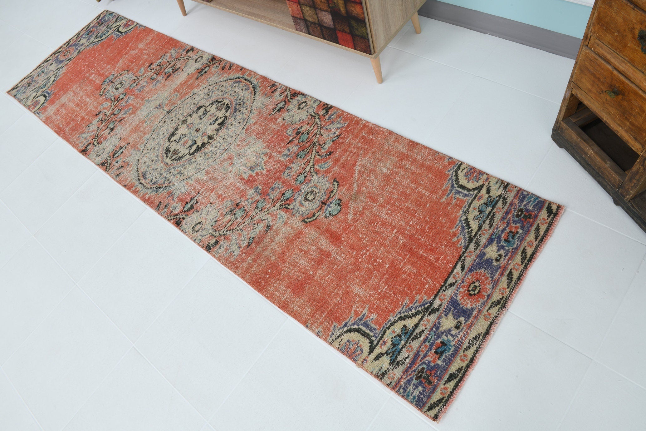Turkish Vintage Runner Rug 9’5’ x 2’7’
