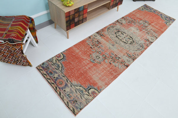 Turkish Vintage Runner Rug 9’5’ x 2’7’