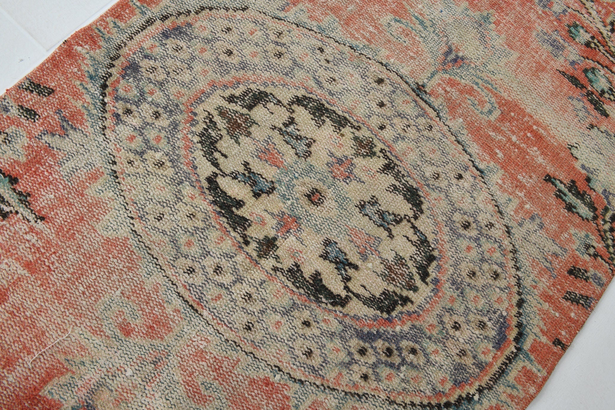Turkish Vintage Runner Rug 9’5’ x 2’7’
