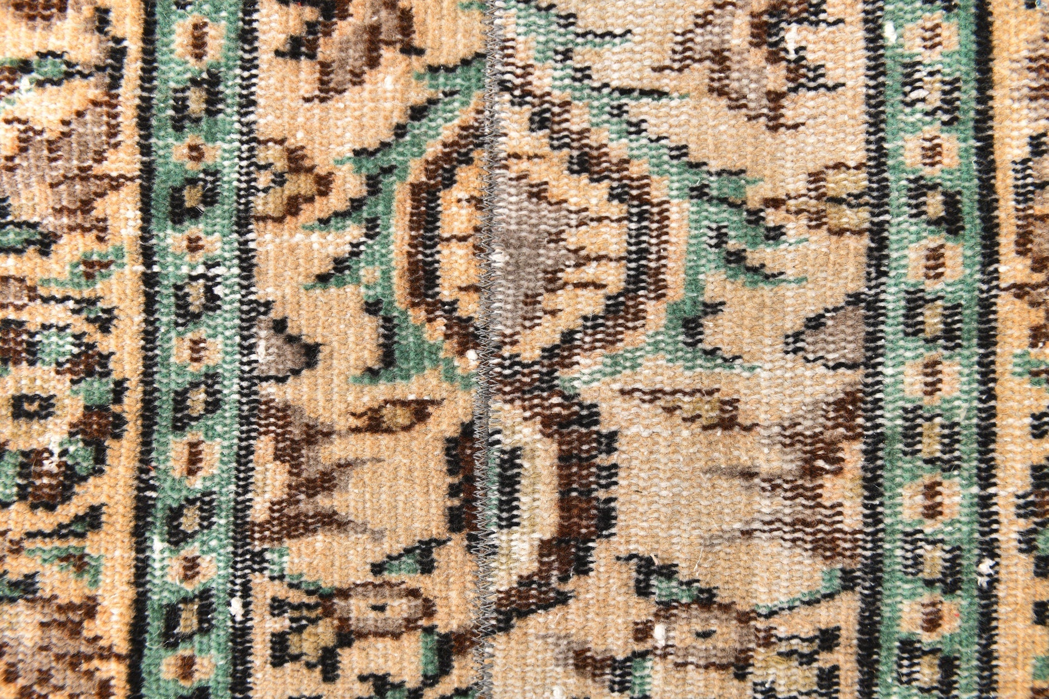 Vintage Doormat 1’10’’ x 2’5’’ ft