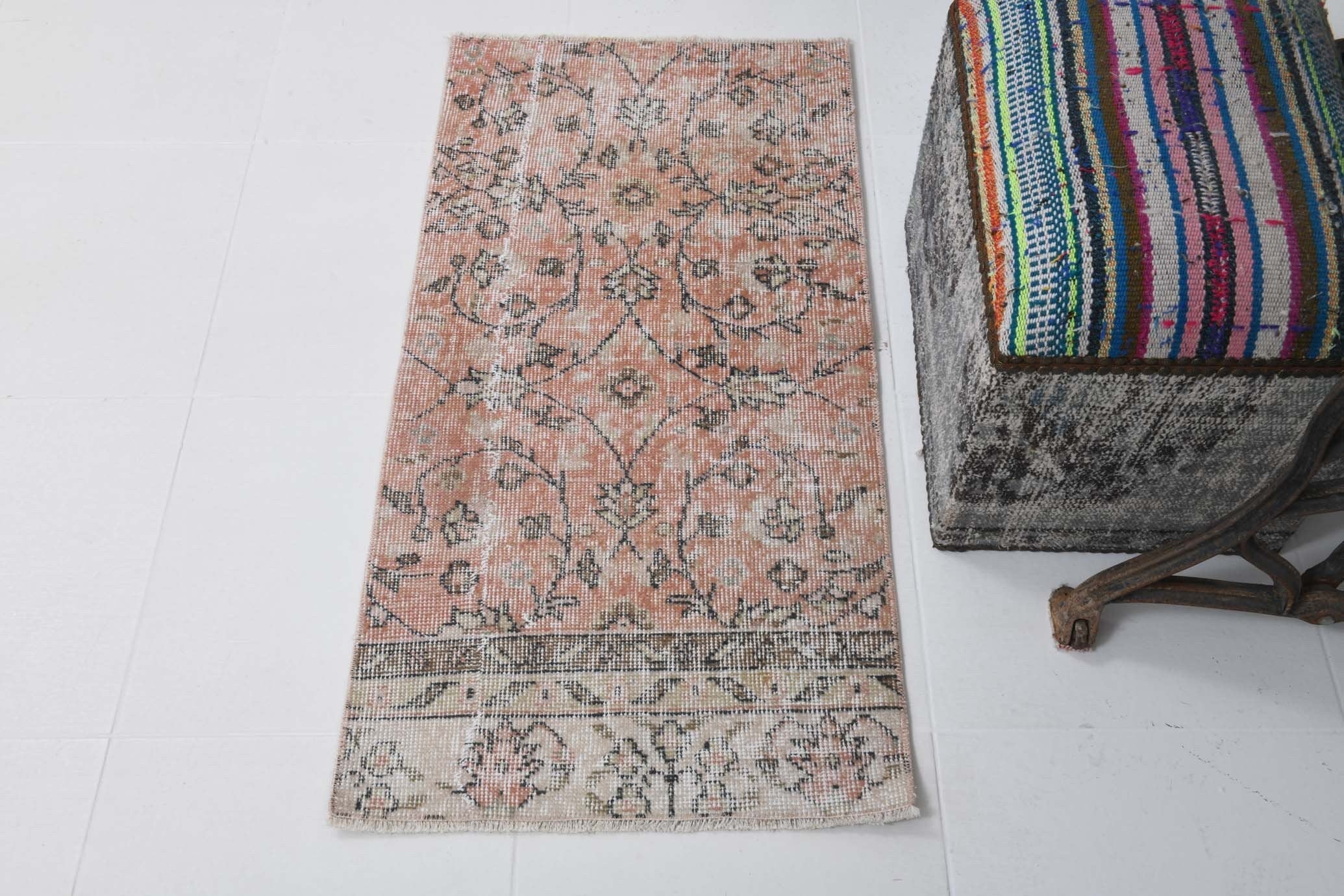 Vintage Doormat 1’10’’ x 3’6’’ ft