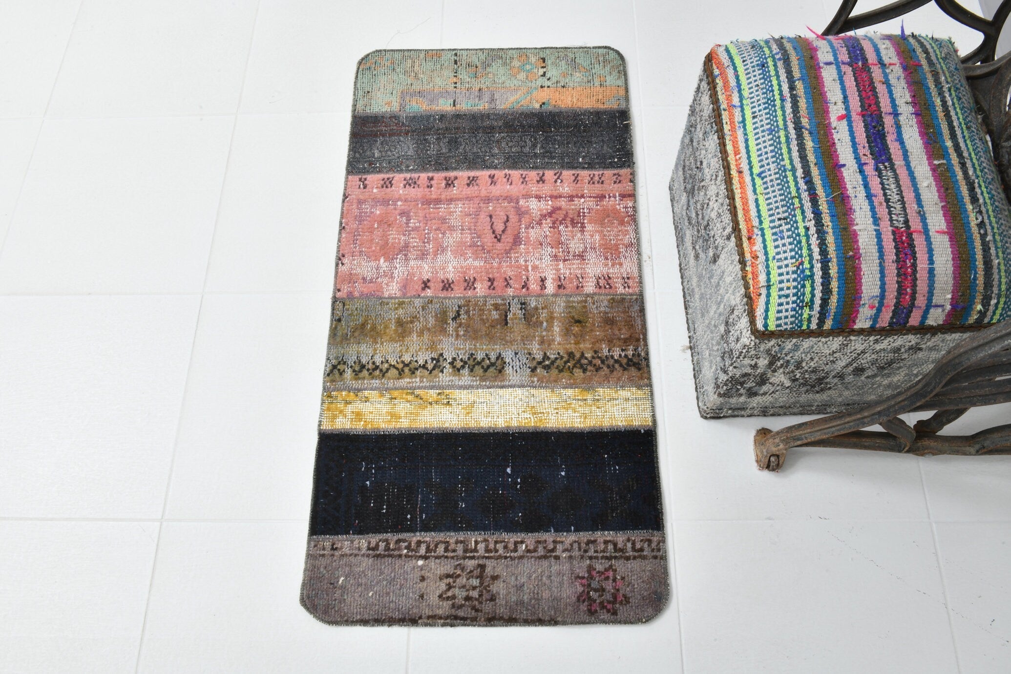 Vintage Doormat 1'10" x 3'8" ft