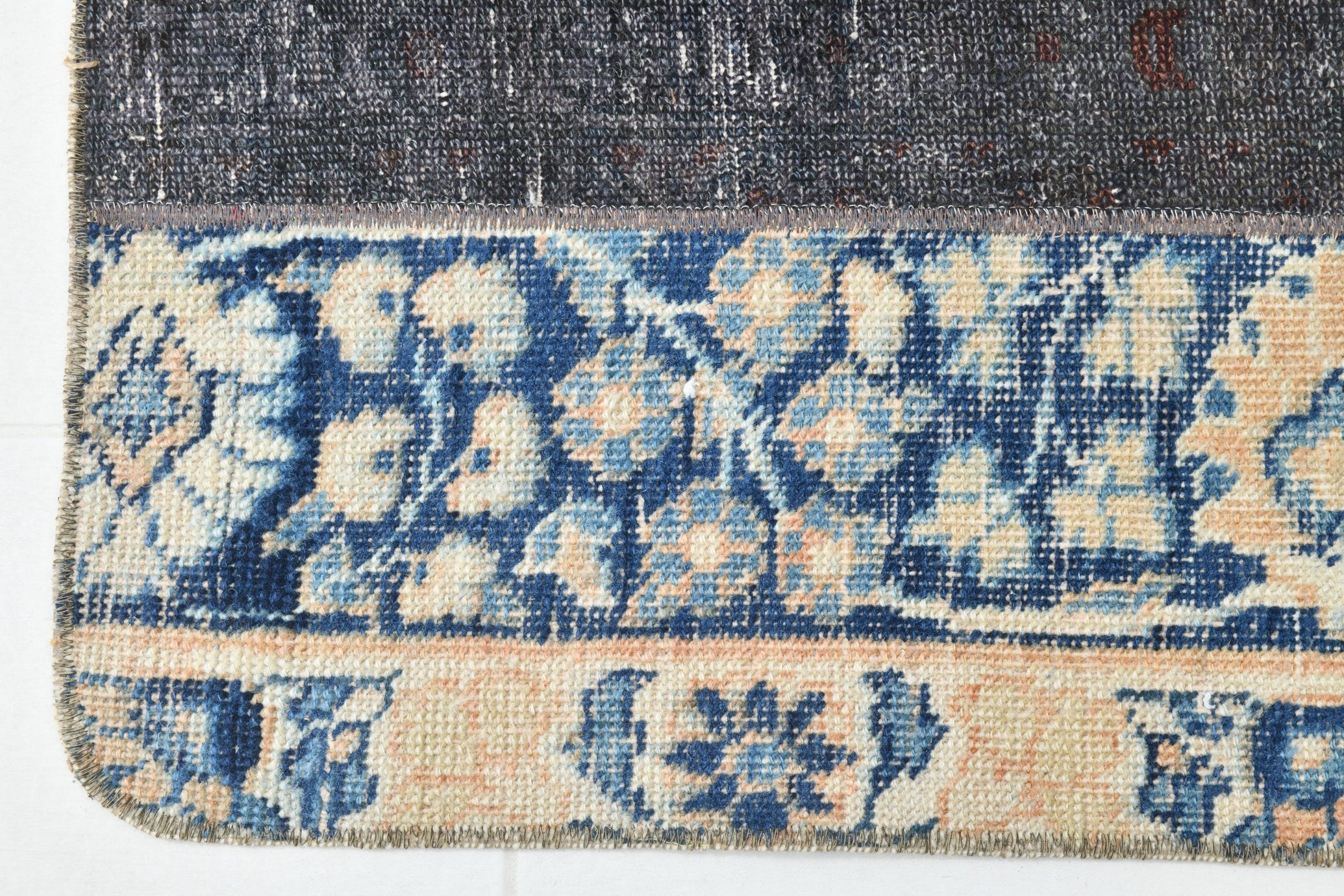 Vintage Doormat 1’10’’ x 3’9’’ ft