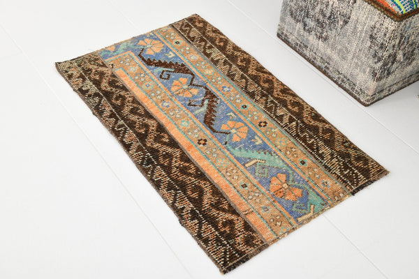 Vintage Doormat 1'12" x 3'2" ft