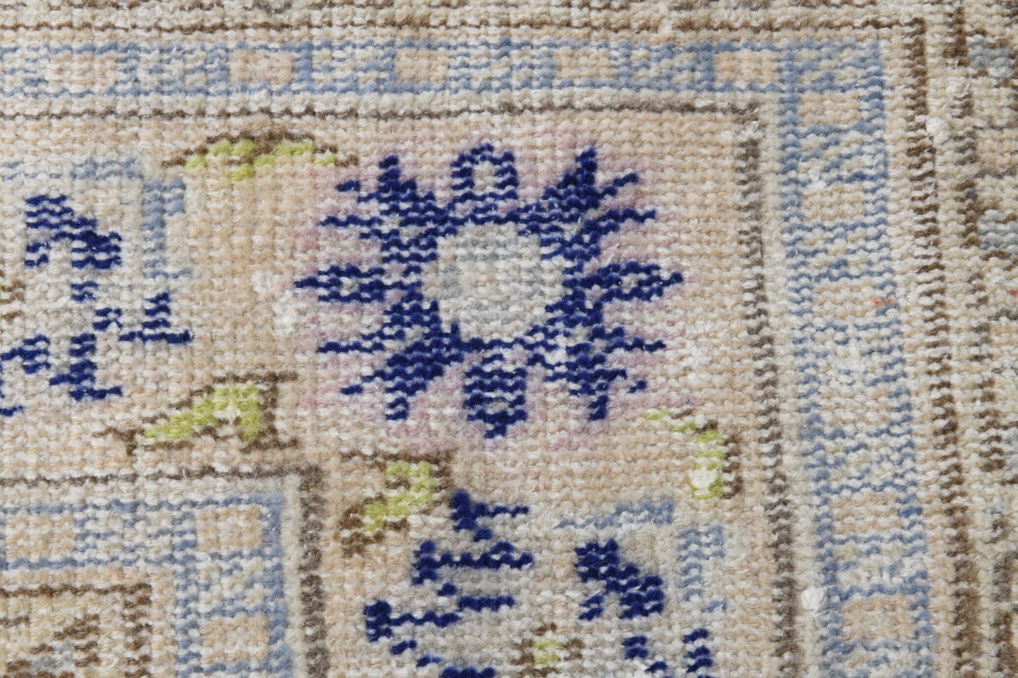 Vintage Doormat 1’12’’ x 3’8’’ ft