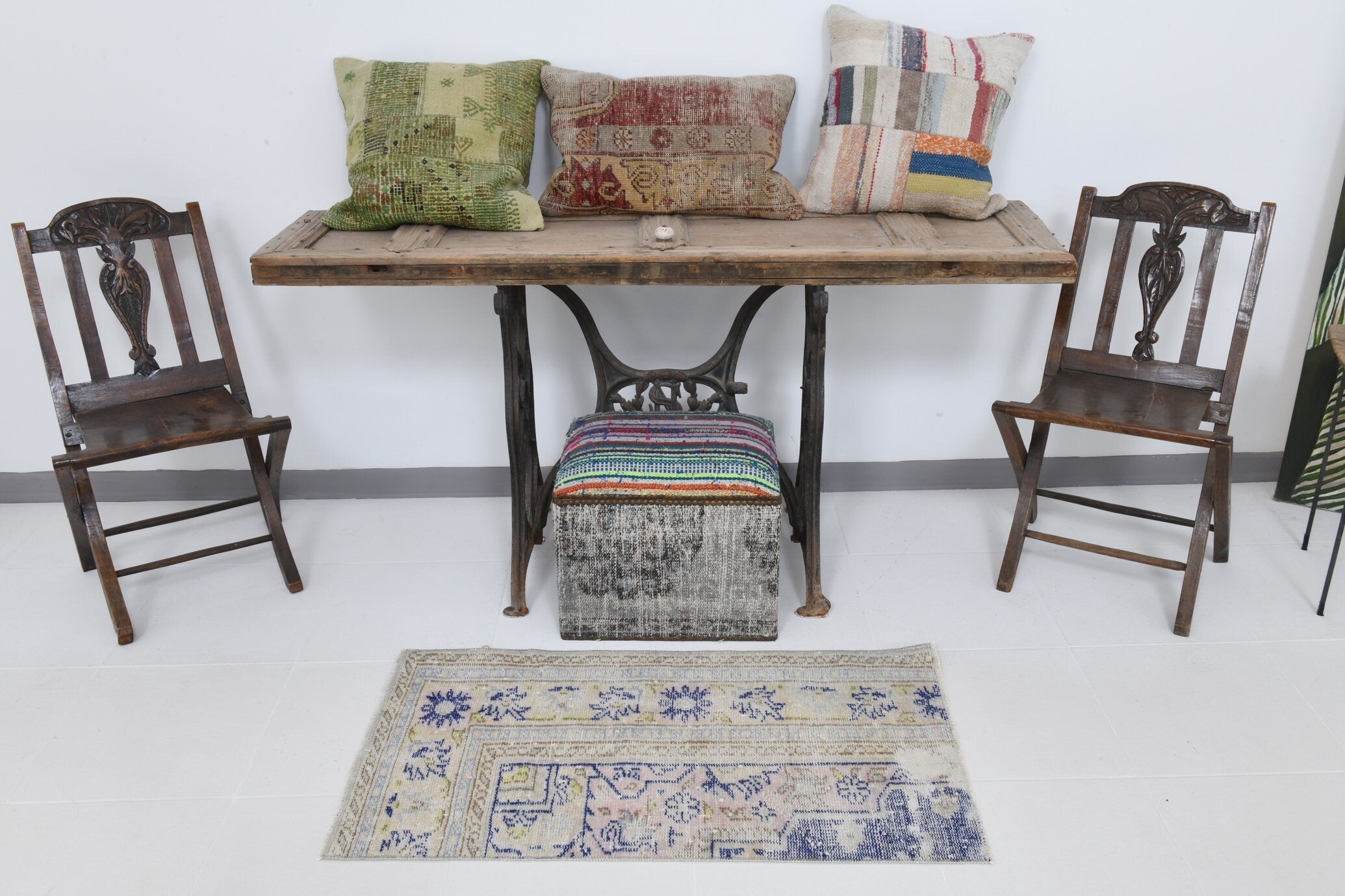 Vintage Doormat 1’12’’ x 3’8’’ ft