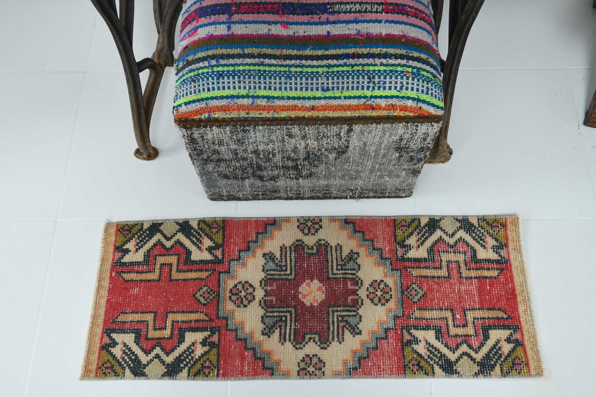 Vintage Doormat 1'2" x 2'12" ft