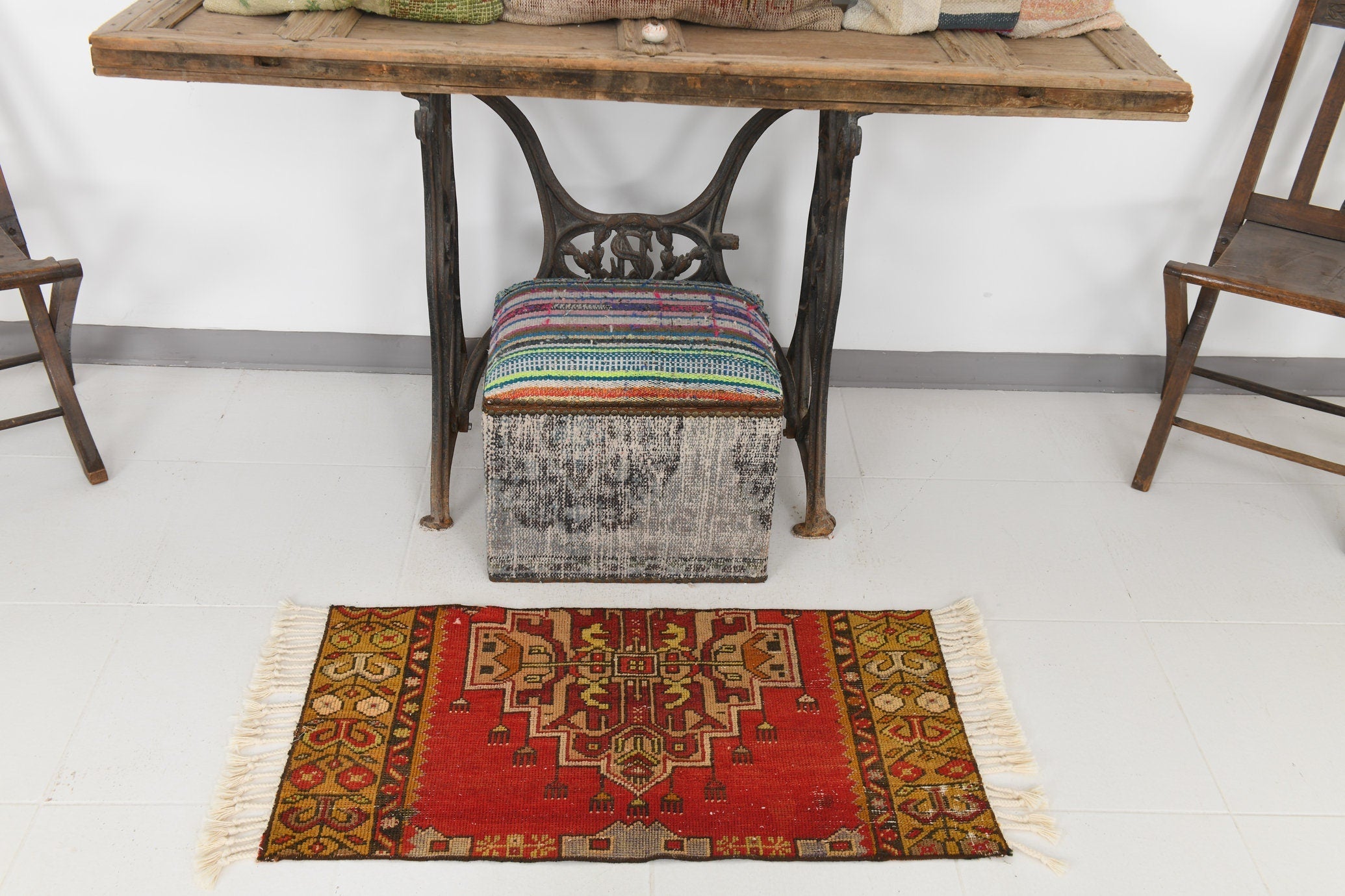 Vintage Doormat 1'8" x 3'2" ft