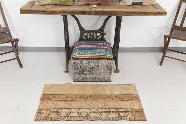 Vintage Doormat 1’9’’ x 3’6’’ ft
