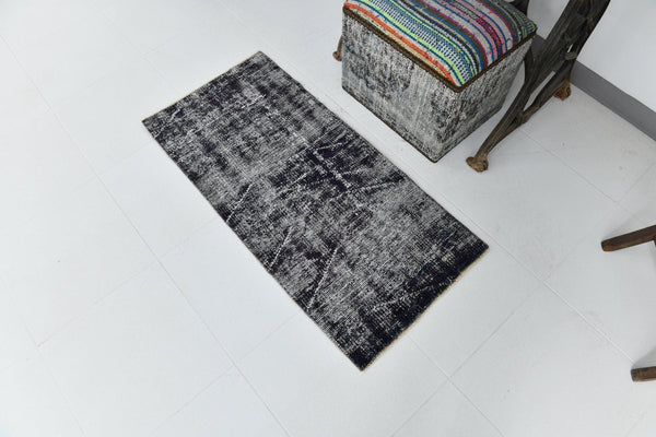 Vintage Doormat 1'9" x 3'8" ft