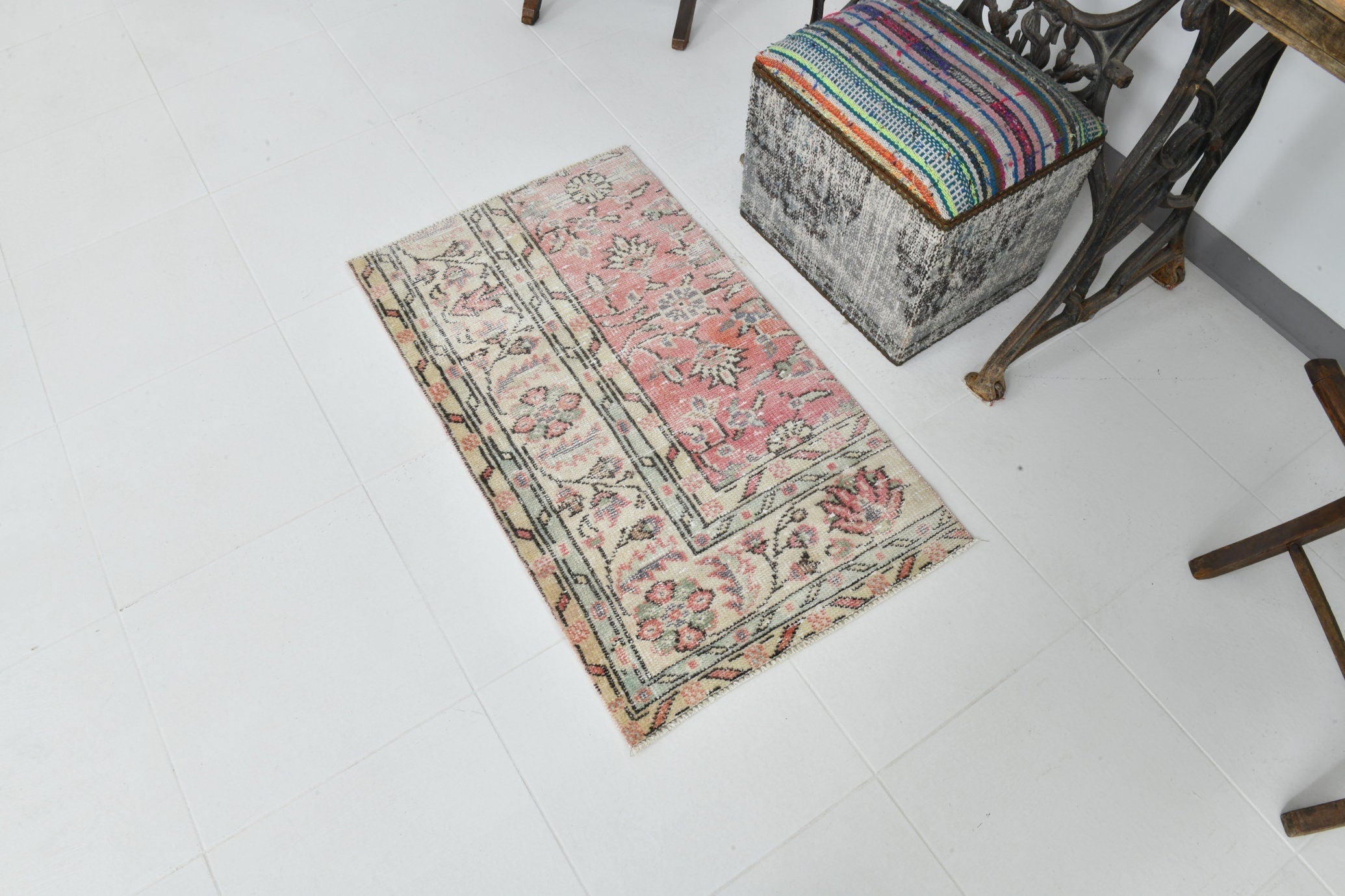 Vintage Doormat 2'0" x 3'6" ft
