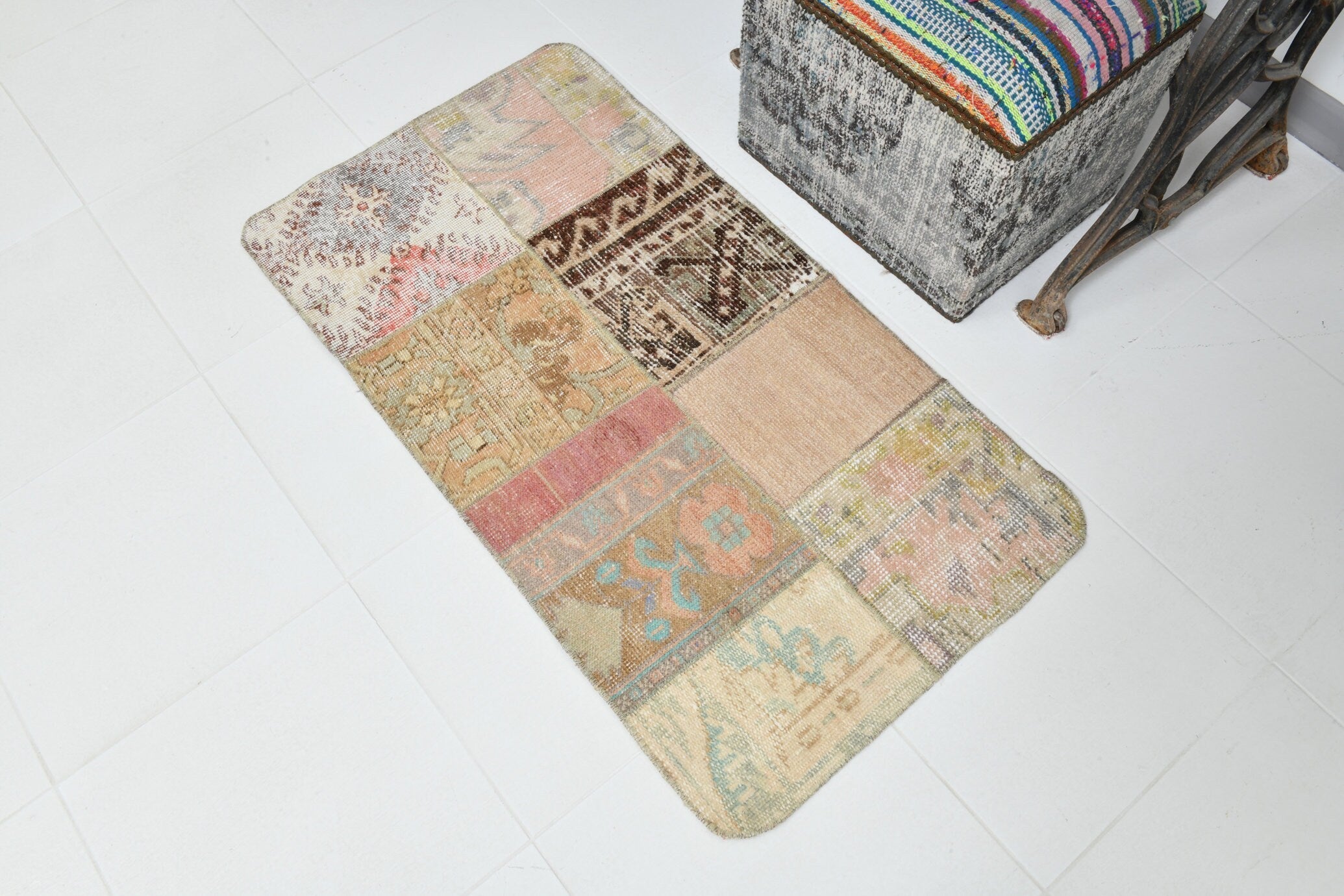 Vintage Doormat 2’1’’ x 3’10’’ ft
