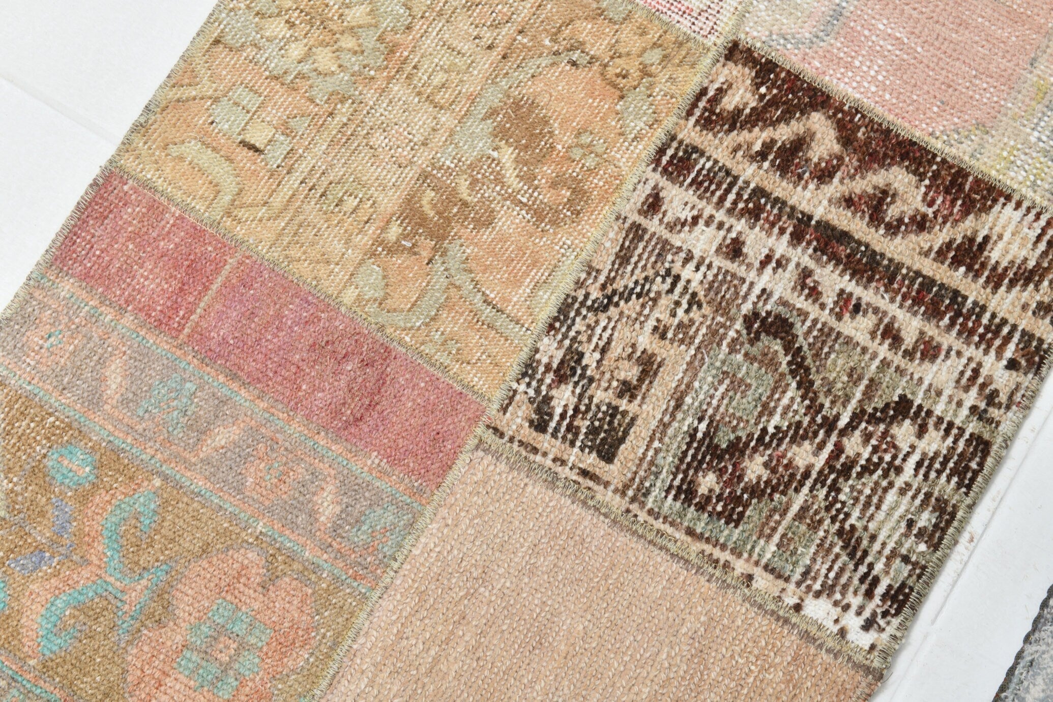 Vintage Doormat 2’1’’ x 3’10’’ ft