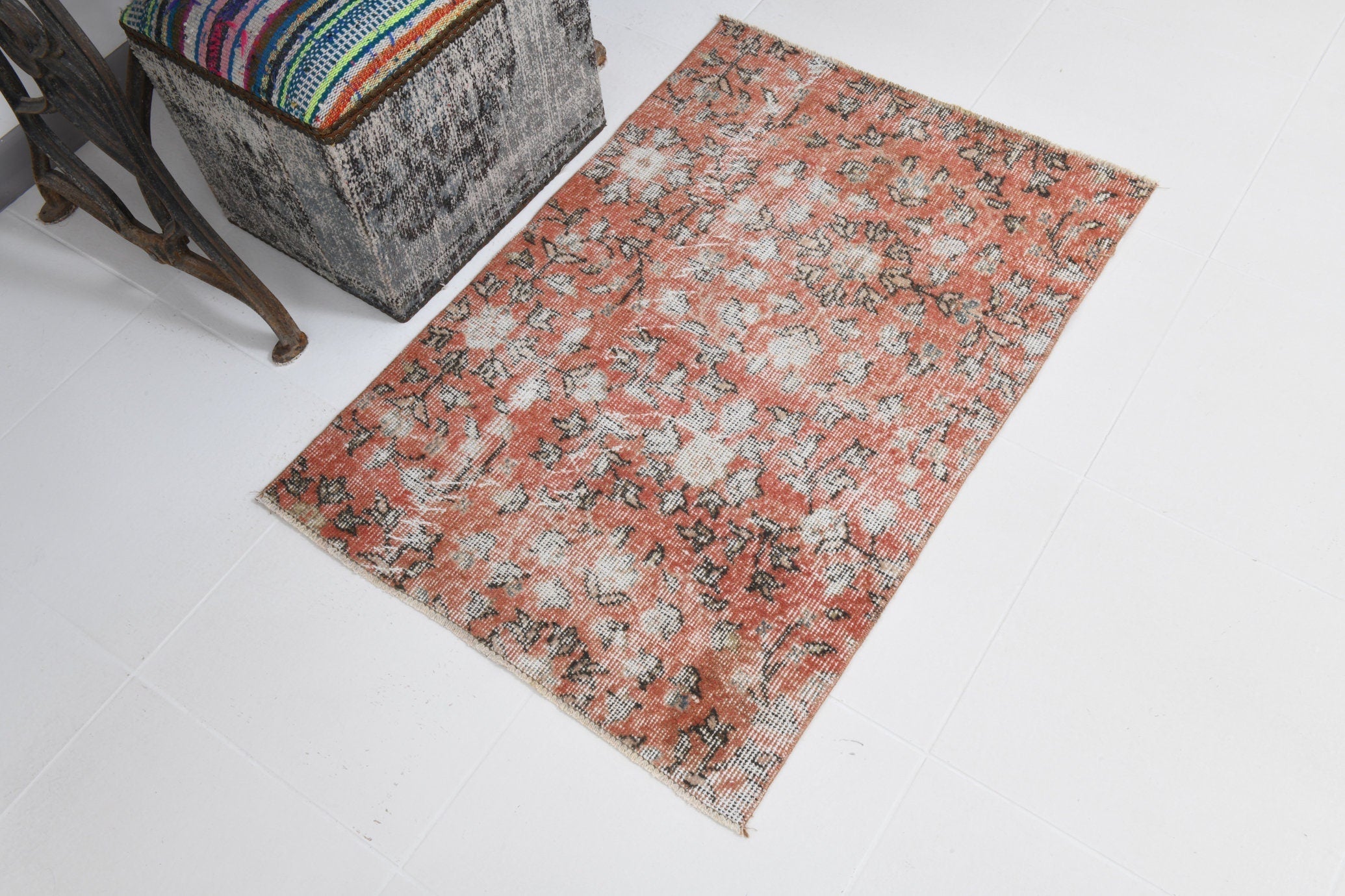 Vintage Doormat 2'4" x 3'5" ft