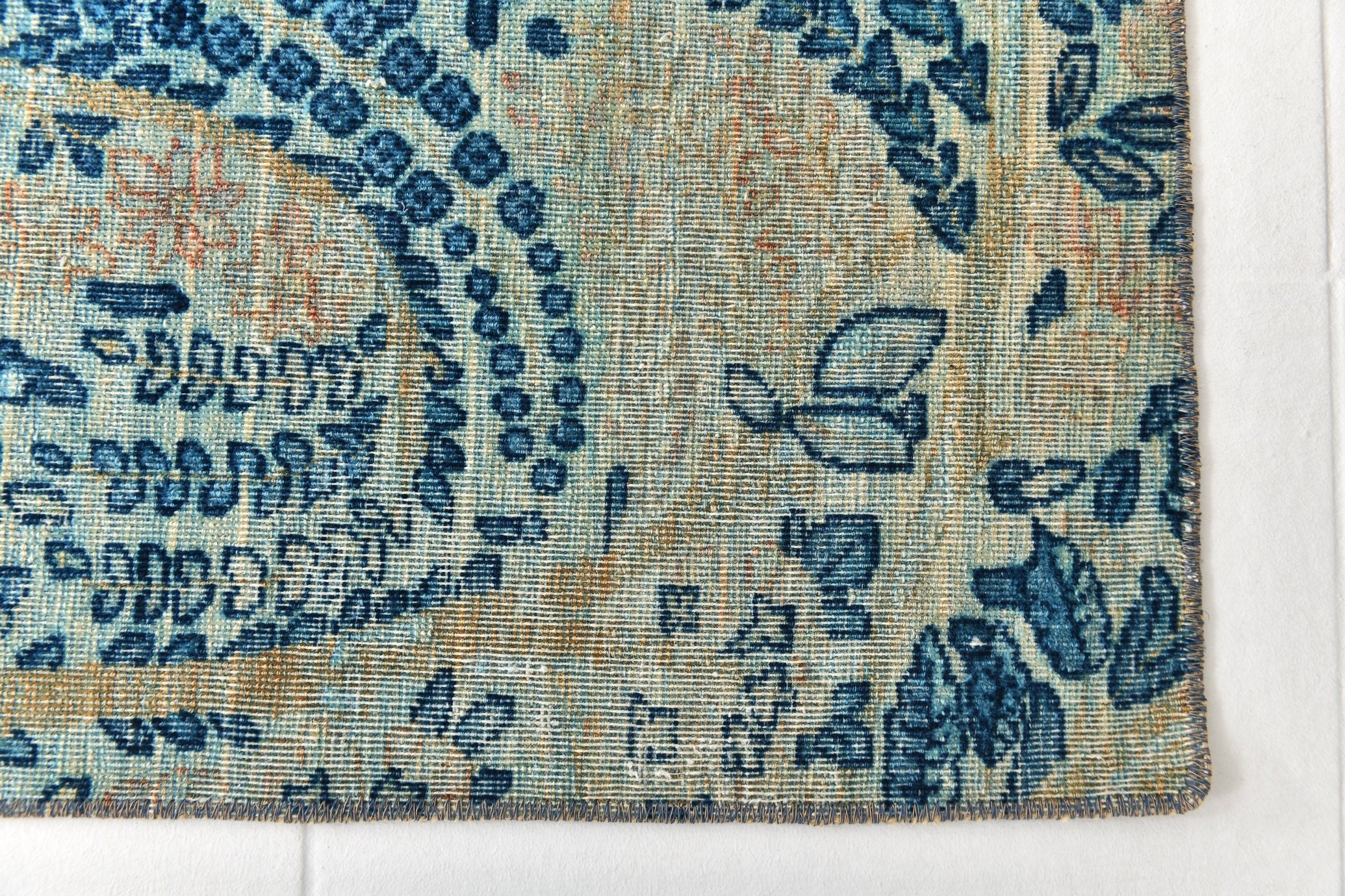 Vintage Doormat 2'4" x 3'8" ft