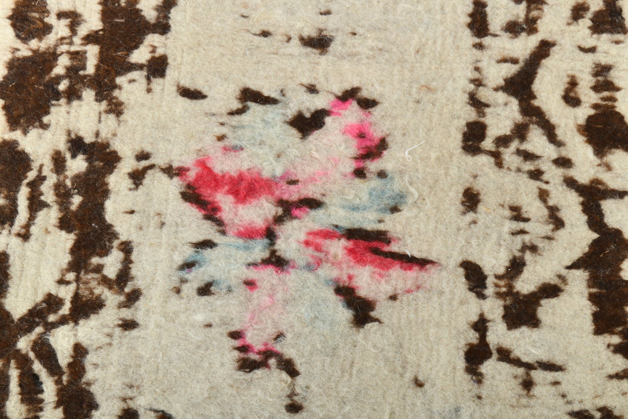 Vintage Felt 2'11" x 8'9" ft