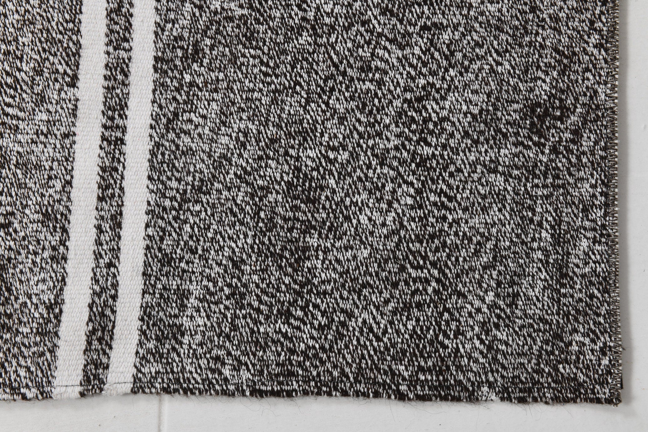 Vintage Flatweave Kilim 2'7" x 6'9" ft