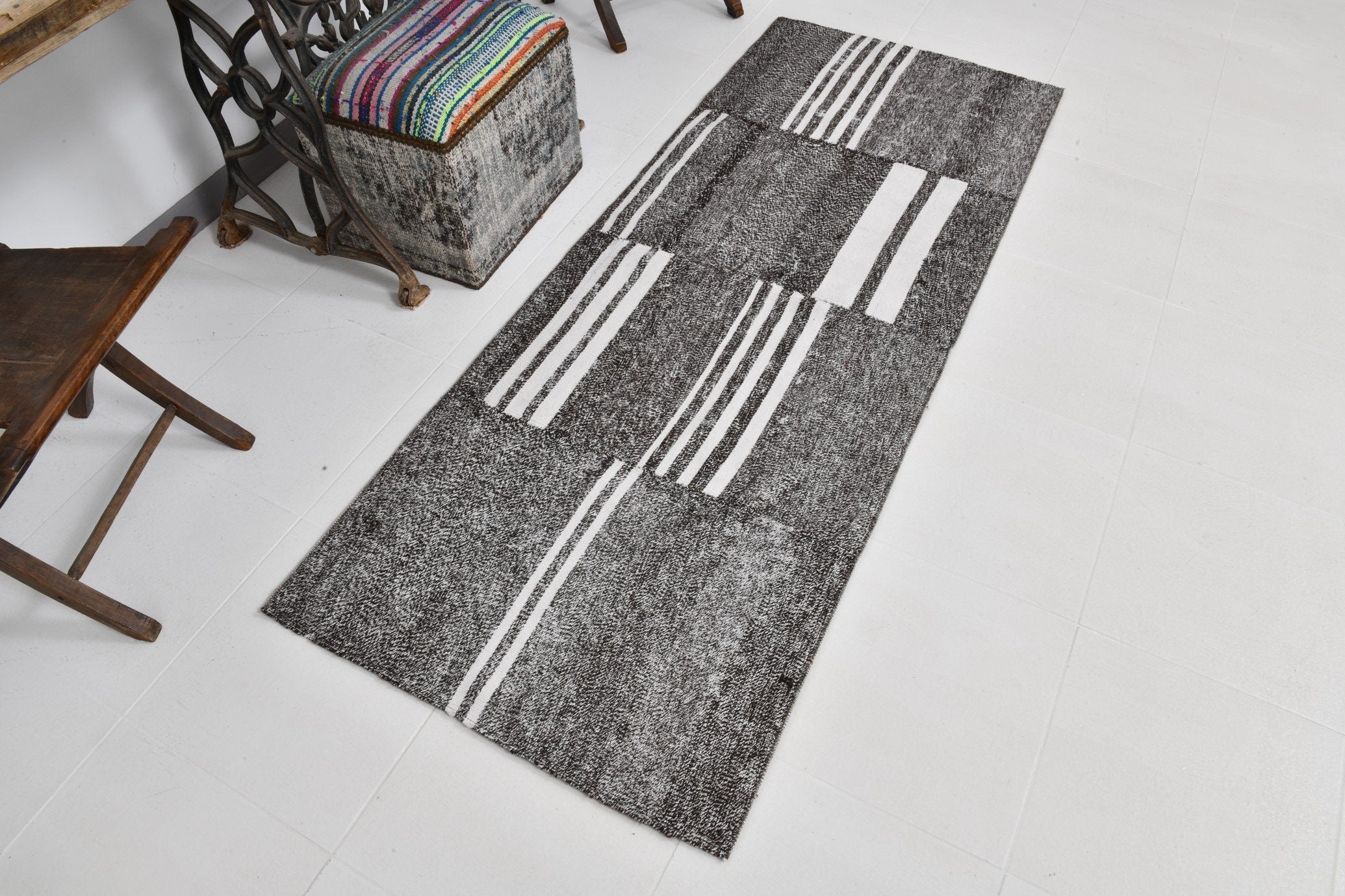 Vintage Flatweave Kilim 2'7" x 6'9" ft
