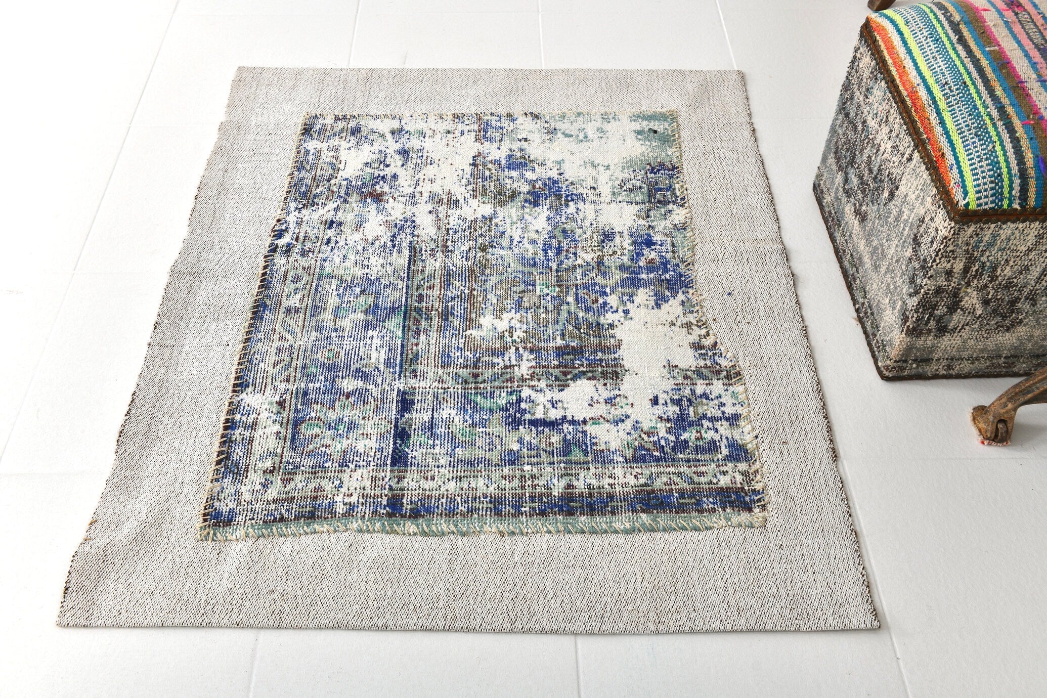 Vintage Flatweave Kilim 3'5" x 4'1" ft