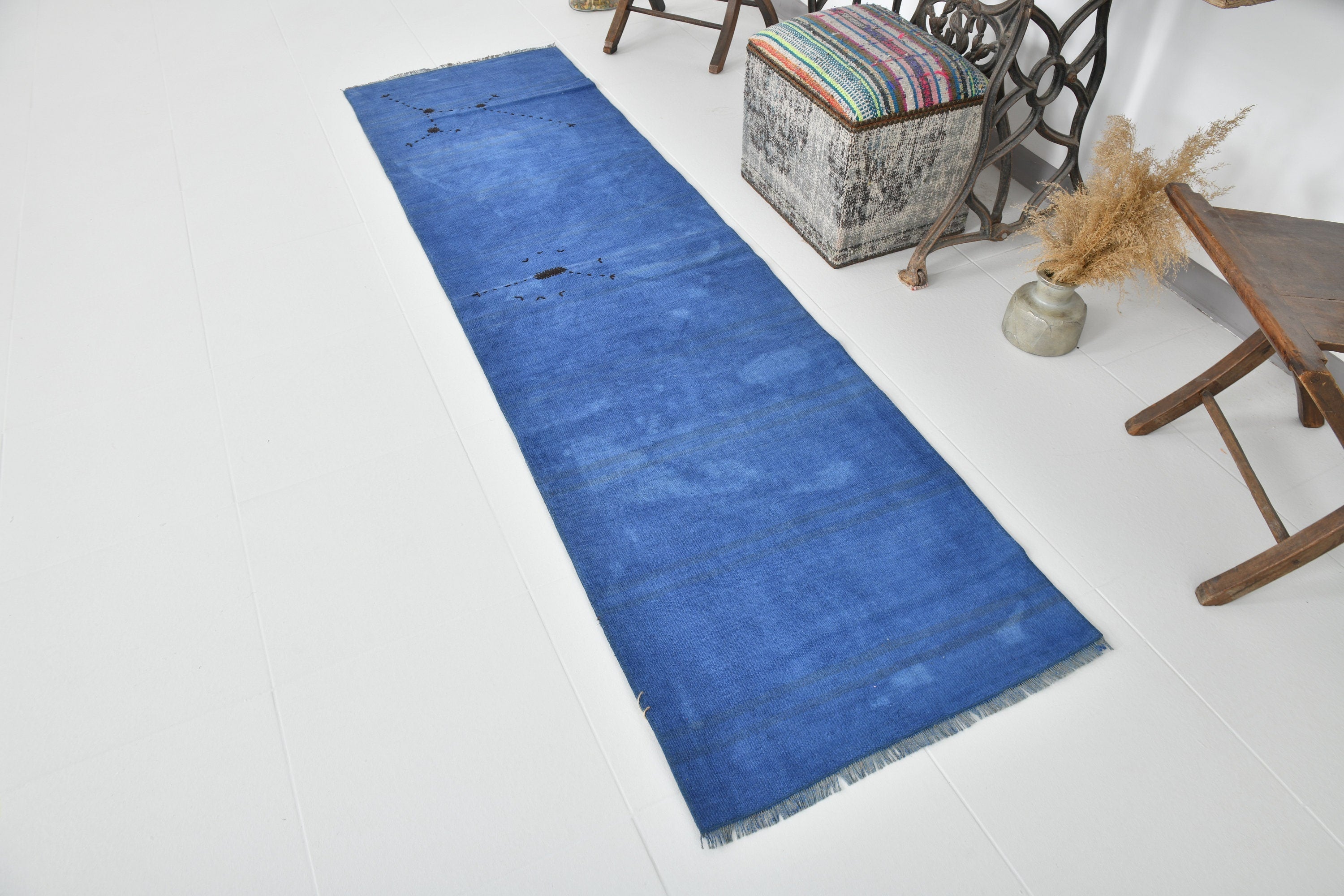 Vintage Hemp Kilim 2’3’’ x 8’1’’ ft
