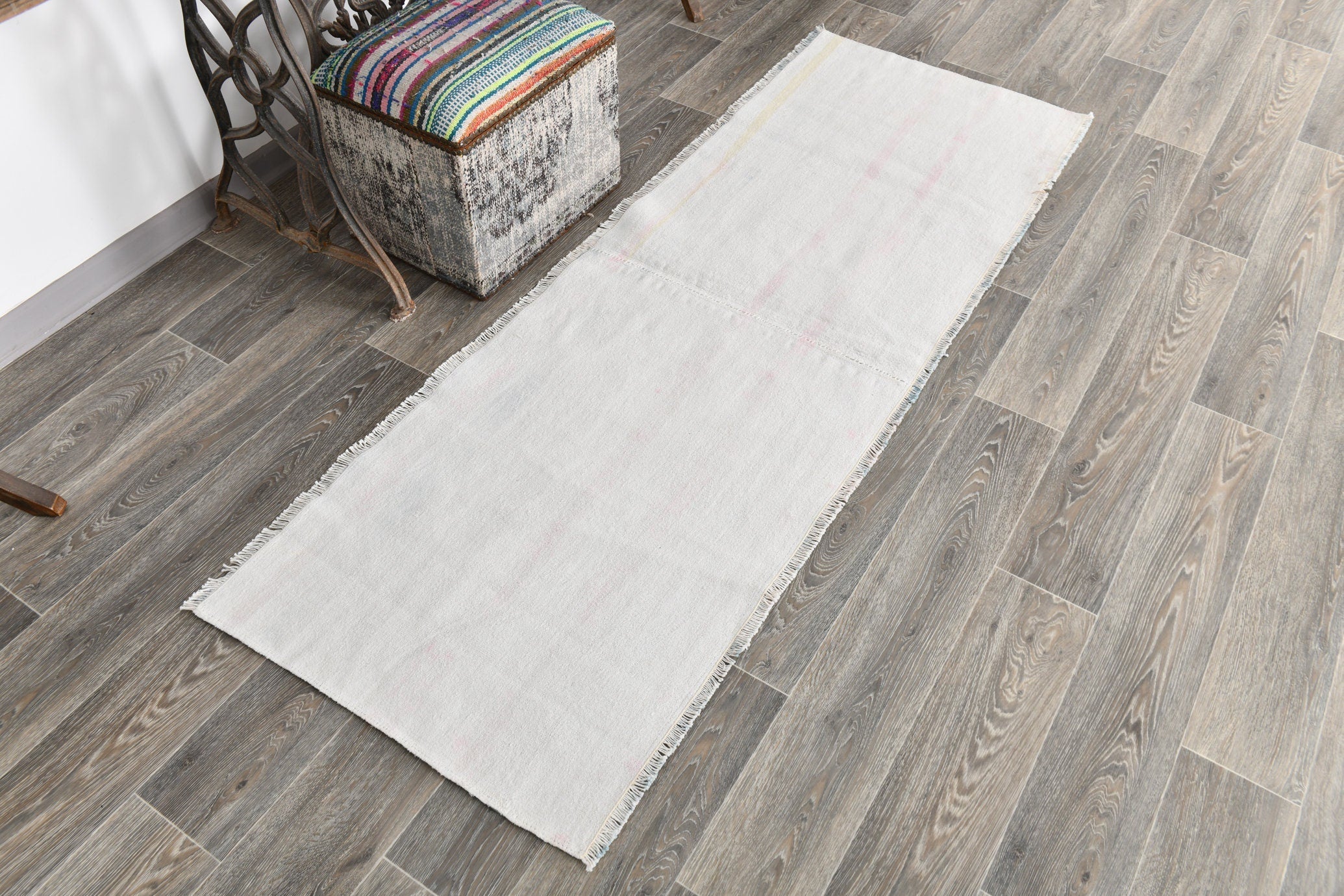 Vintage Hemp Kilim 2'4" x 6'9" ft