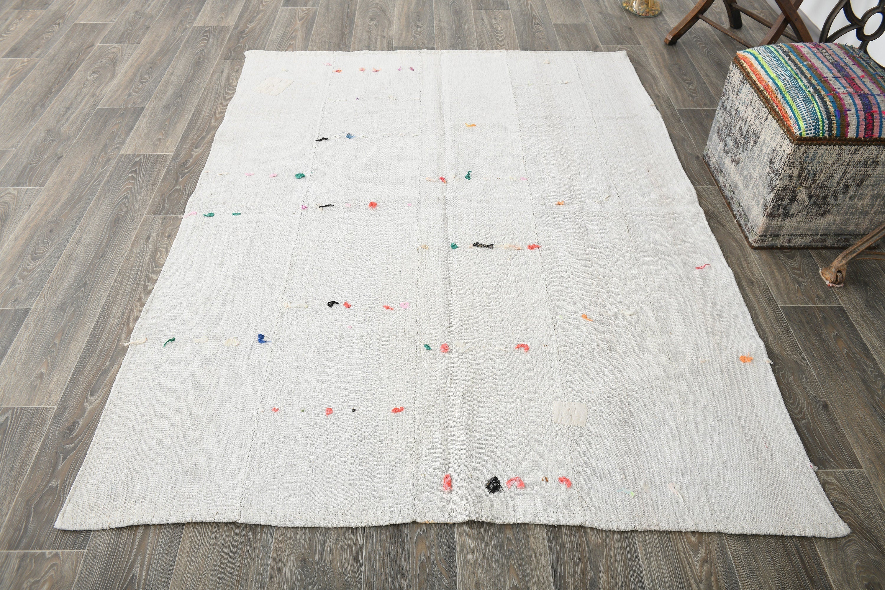 Vintage Hemp Kilim 4’10’’ x 6’8’’ ft