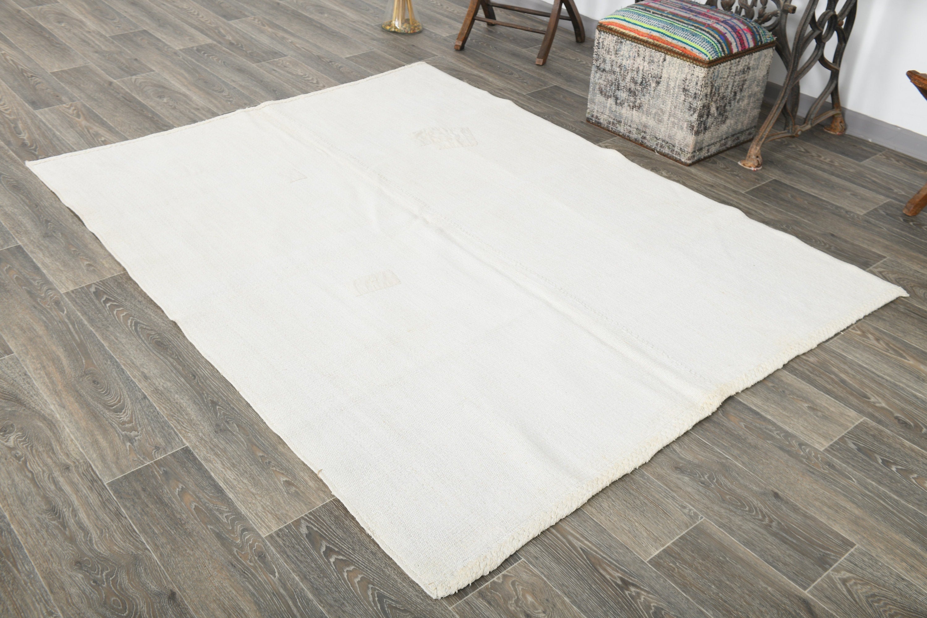 Vintage Hemp Kilim 5'1" x 6'8" ft